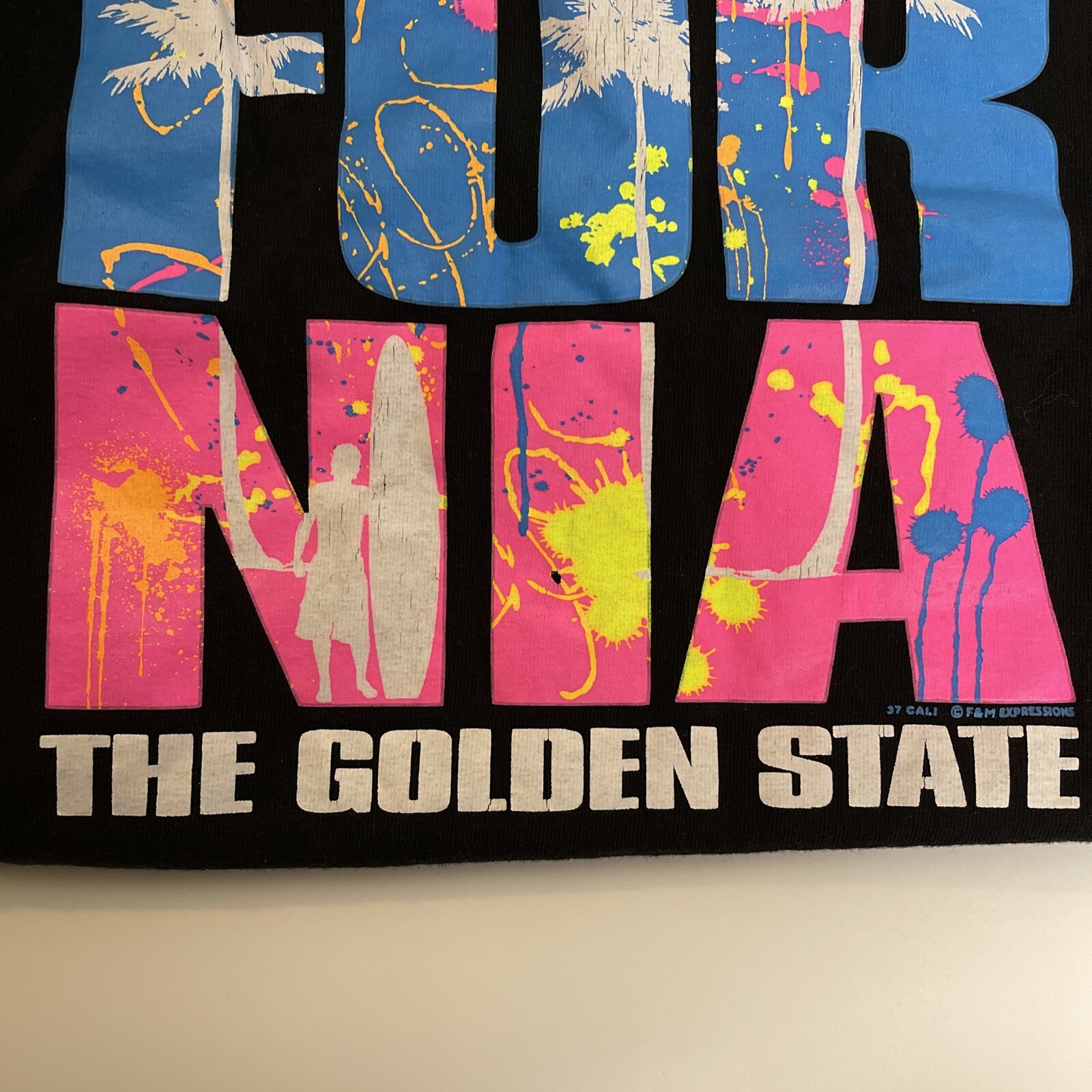 California Vintage 90s Neon Tourist Shirt Size S Alstyle Tag