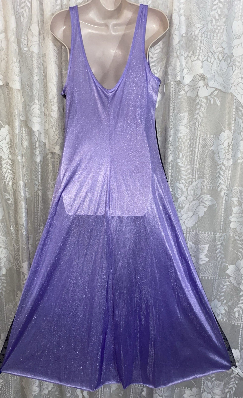 Vtg 1X Purple NYLON Nightgown Negligee Gown w Inset Chevron Black LACE USA Made
