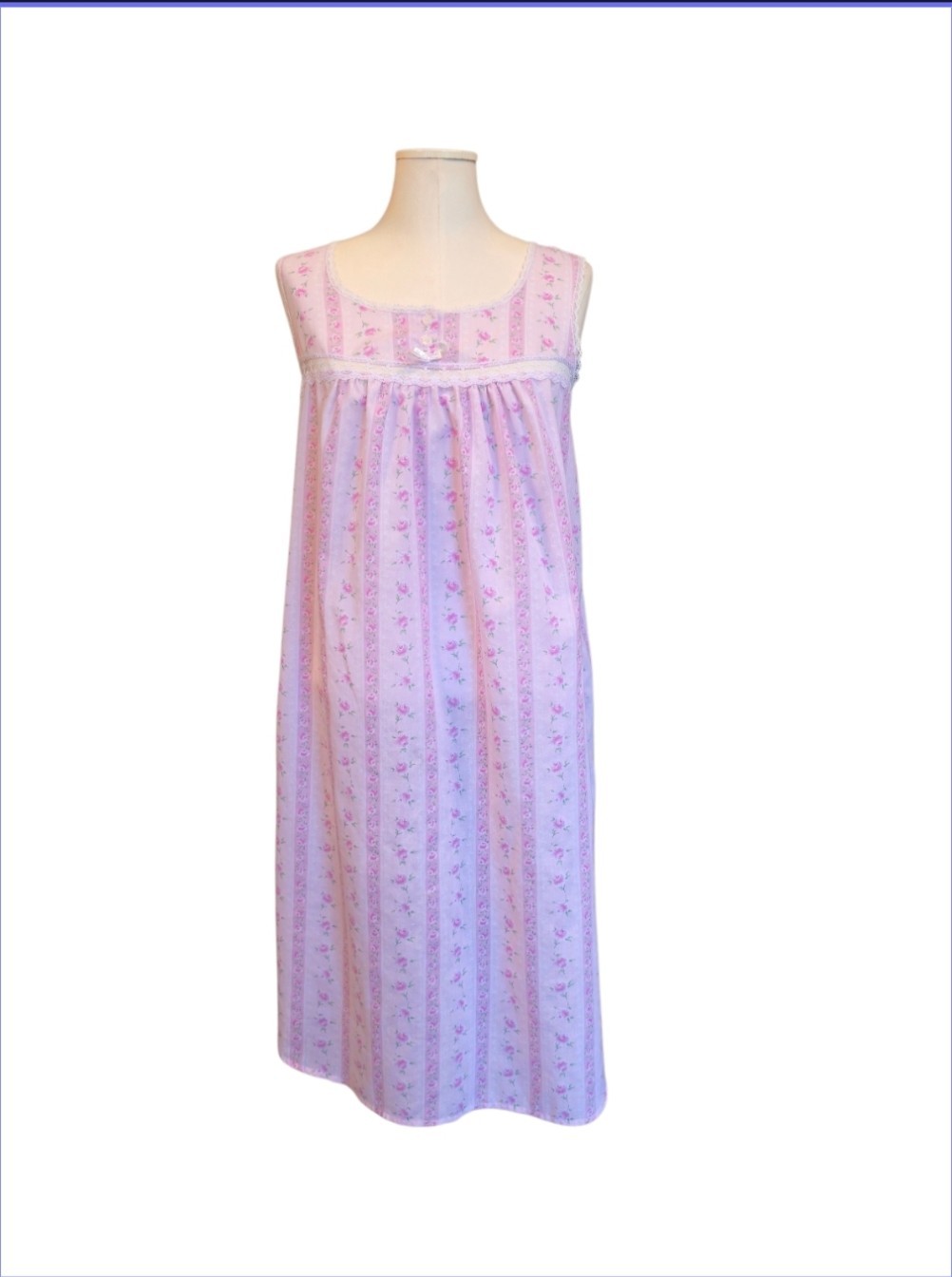 VTG Character Gown pink Lace Trim Embroidered Roses Size M cottagecore grannycor