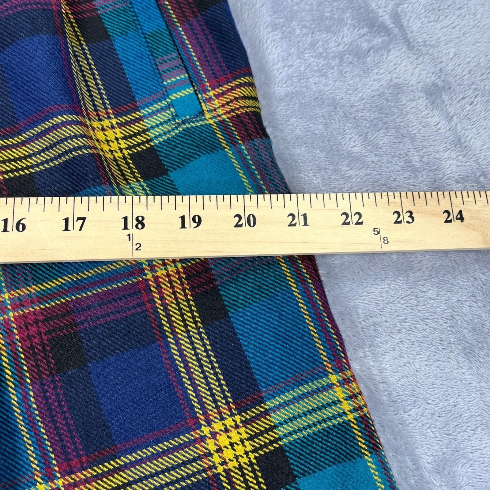 Vintage 90s Plaid Statement Bermuda Shorts 12 Multi Pleated Retro Transitional