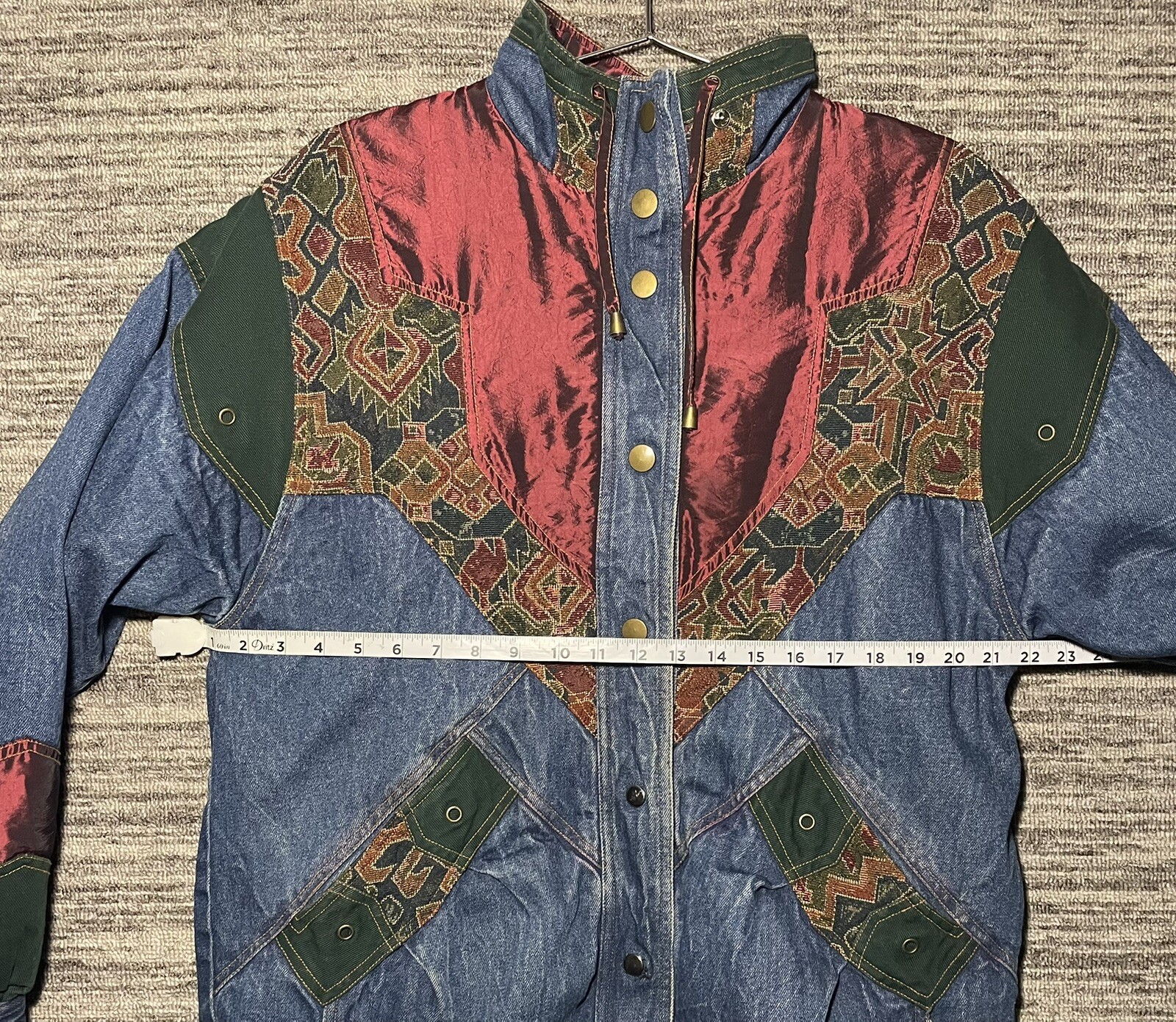 Vintage 90s Two Twenty Women’s Blue Denim Patchwork Winter Lined Jacket Small