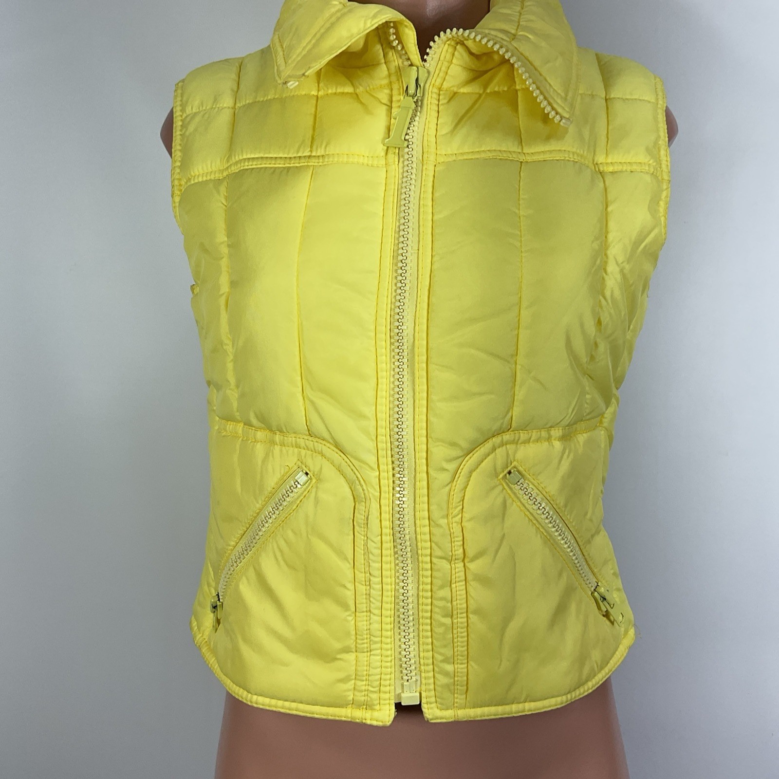 Vintage 70s Number 1 Sun Yellow Puffer Ski Snow Vest Womens M Hong Kong