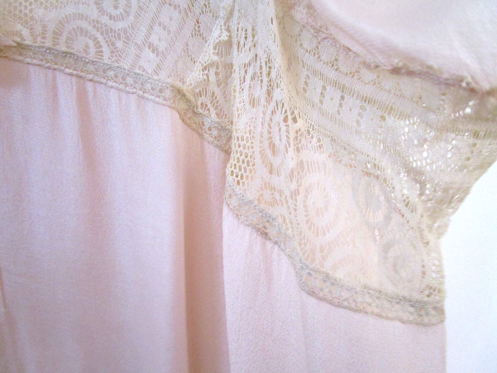 1920s Vtg Silk Long Nightgown Pink Peach Lace Lingerie Peignoir Sz M EXC CDN