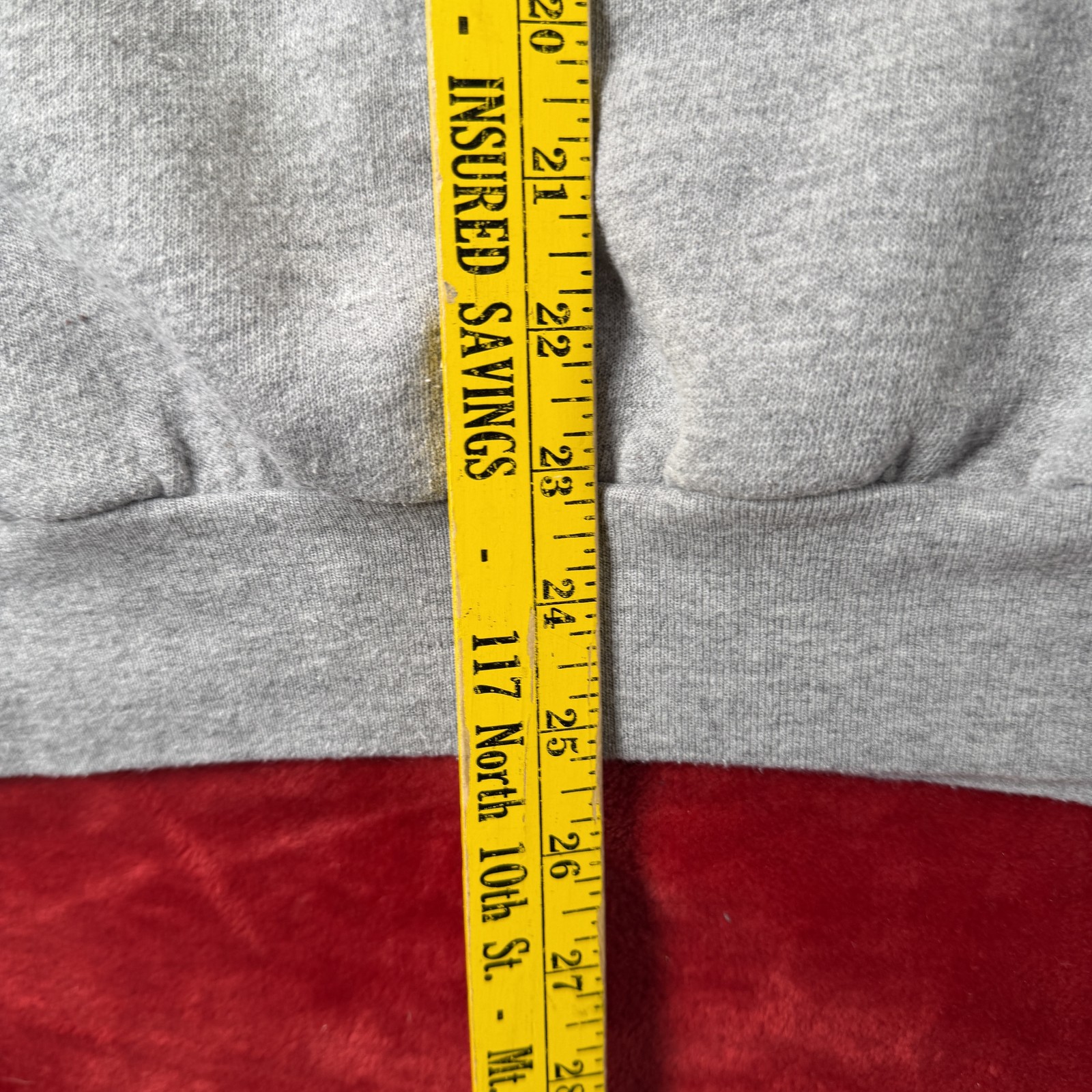 Vintage Endless Designs Santa Rocks Christmas Holiday Sweatshirt Grey Red Mock