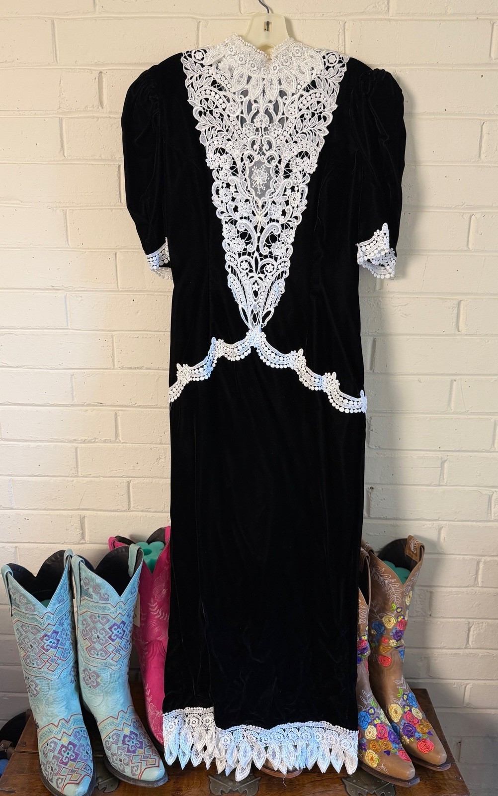 Miss Ashlee Dress Women 8 Blk Velvet White Lace Drop Waist Dble Ruffle Romantic