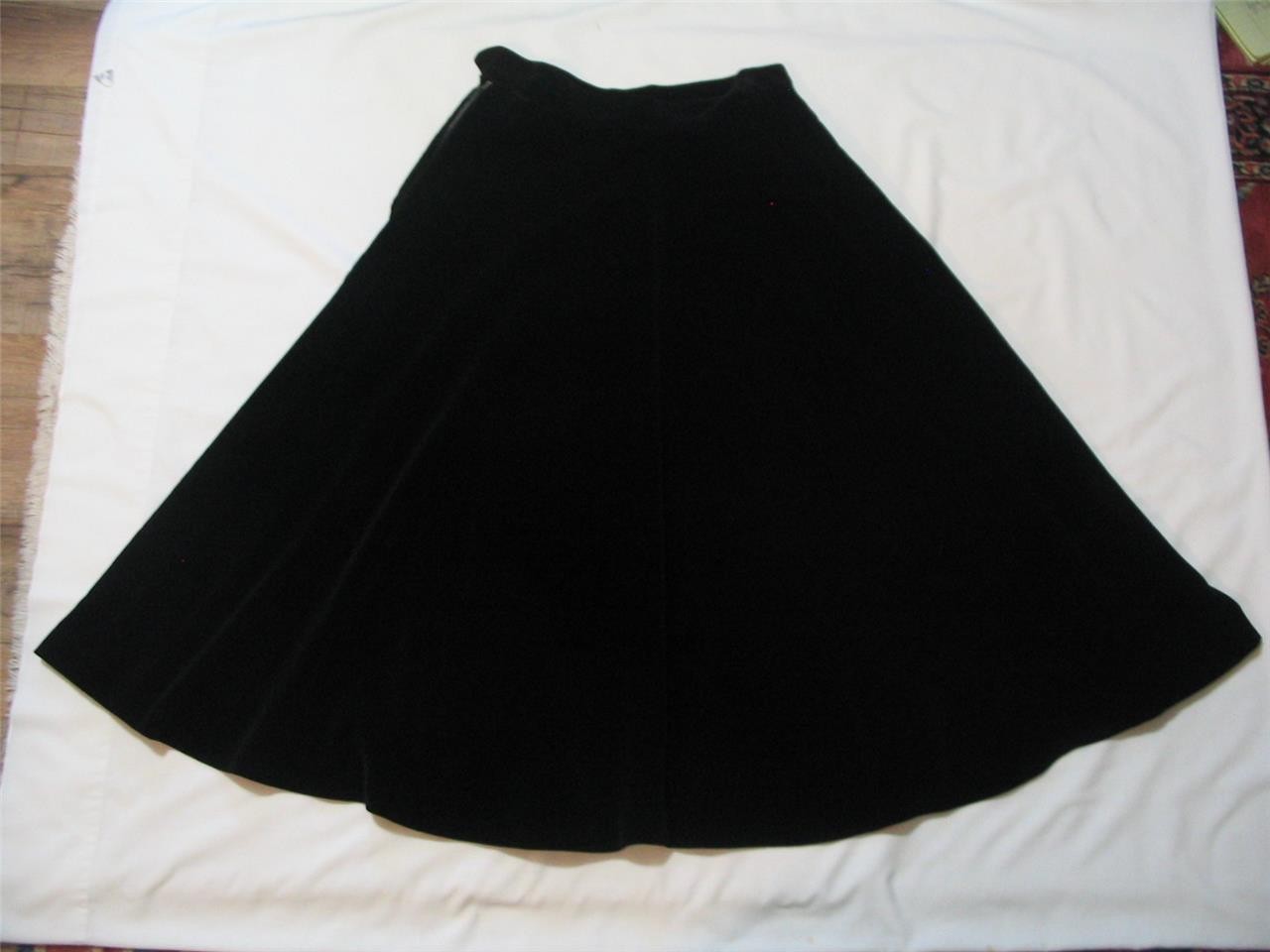 VINTAGE 1950S KORDAY~BLACK VELVET SWING FLARE SKIRT~ 27″ WAIST ~ 120″ SWEEP