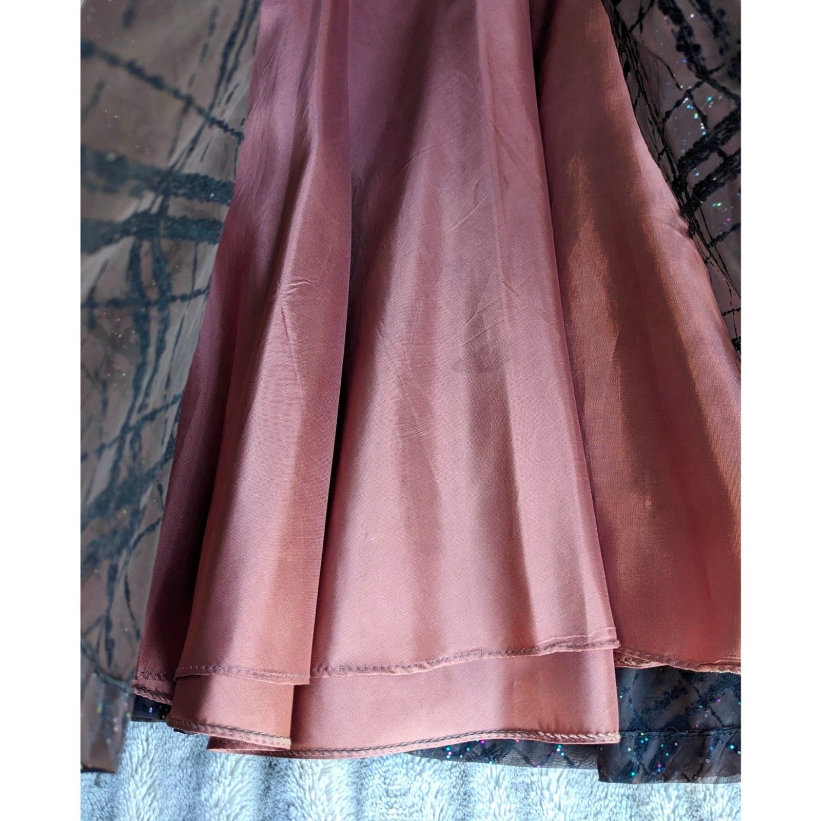 VTG Velvet Flocked Organza & Satin Glitter Embellished Evening Circle Skirt, 2/4
