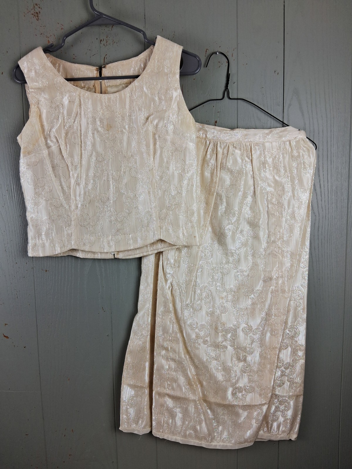 Vintage Mid Century Jaquard Skirt Jacket Set SMALL Iridescent Cream 3pc Flawed