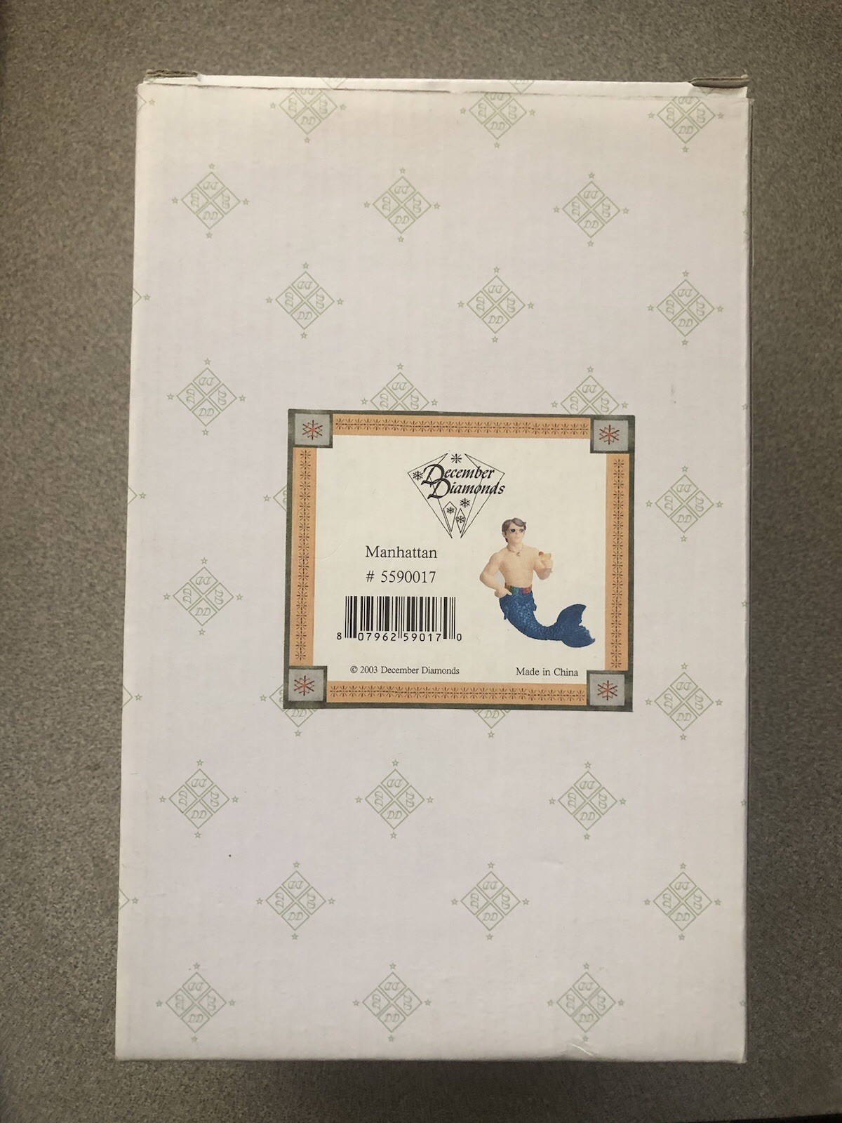 December Diamonds Figurine-Ornament MANHATTAN