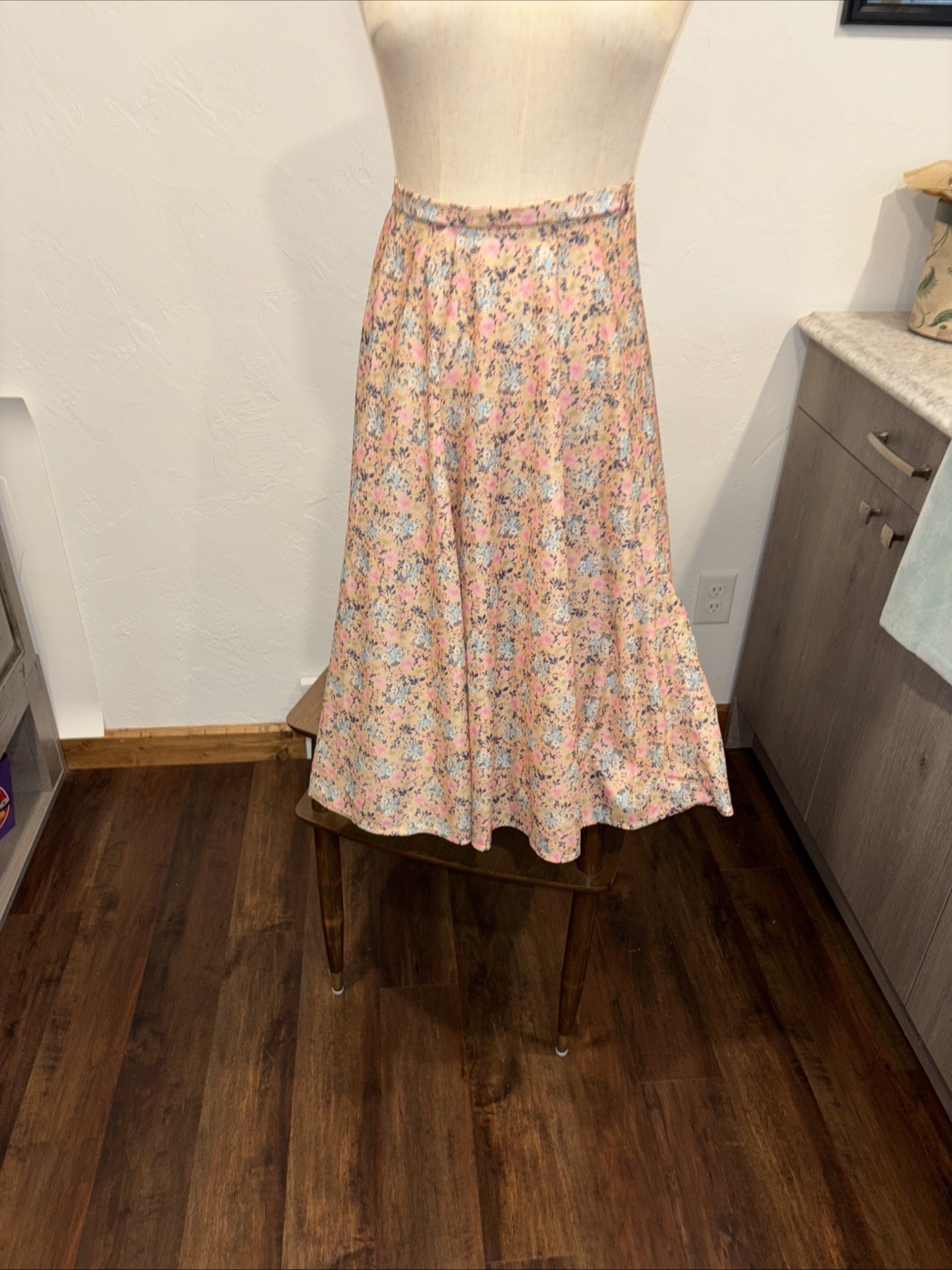 1950s women’s drawstring zipper button skirt Soft!! Size 11/12 Silky
