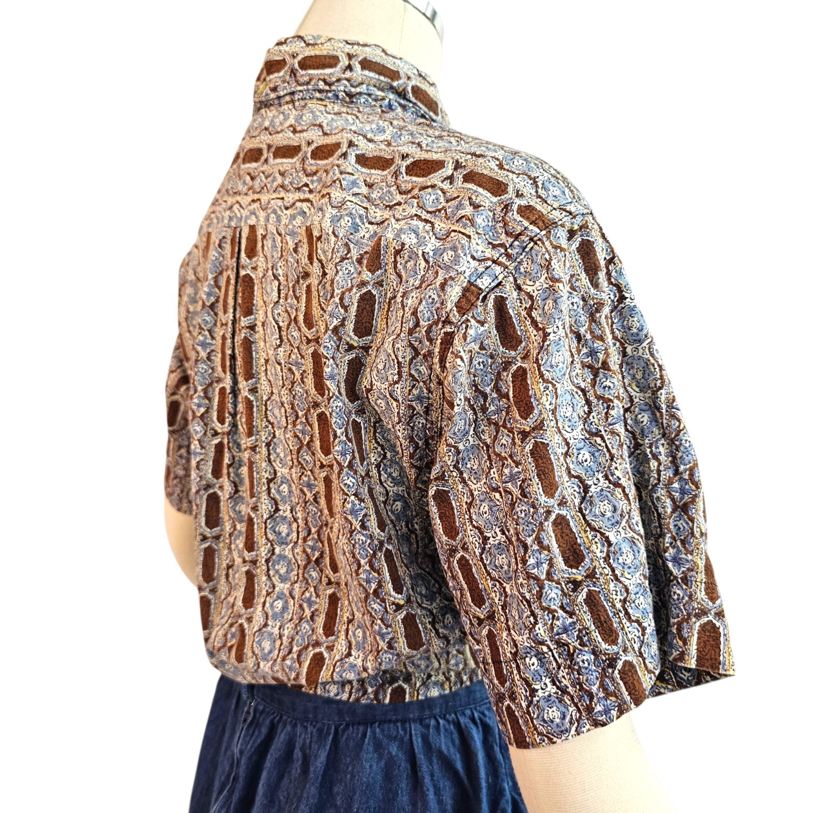 Vintage 1970s Blue Brown Pattern Short Sleeve Button Down Collared Retro Disco
