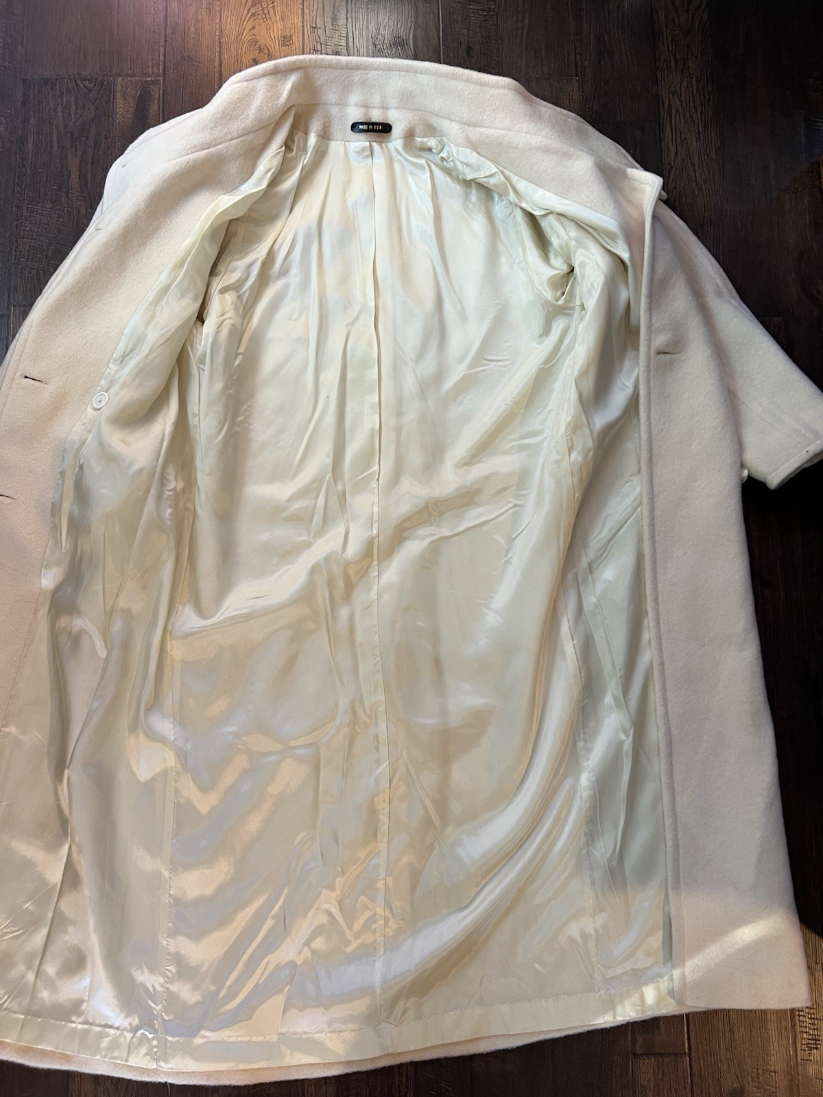 Vintage Ivory ILGWU 100% Wool Coat USA Warm 44” Long Women’s Medium Large Office