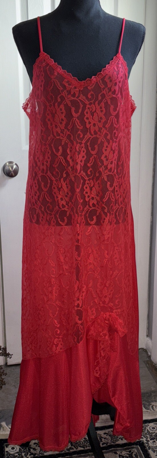Vintage UNDERCOVER WEAR Nylon Red Lace Maxi Night Gown Slip Dress USA Stunner