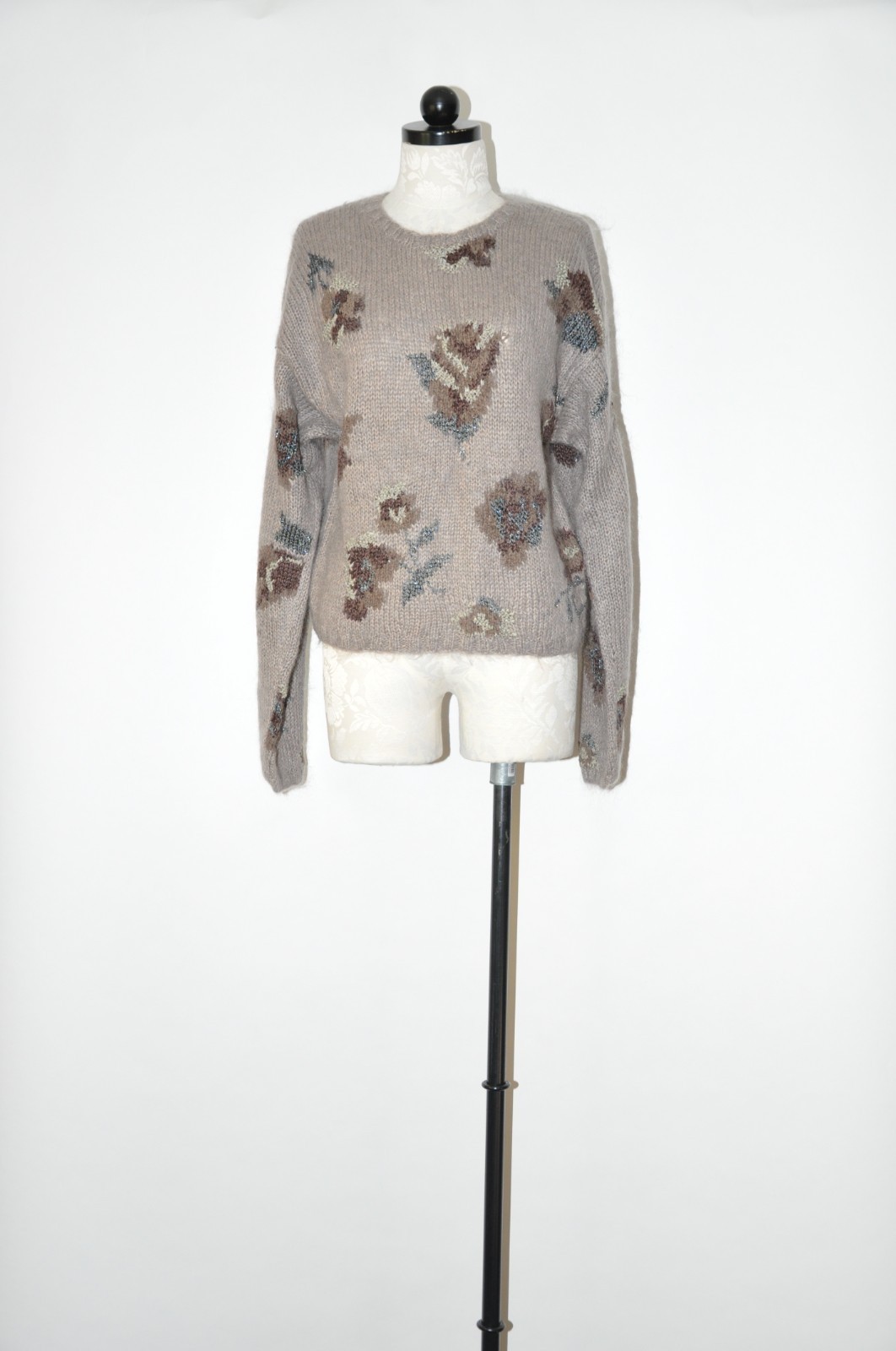 90s Vintage Gray Floral Mohair Wool Handknit Crewneck Cropped Sweater Women M L