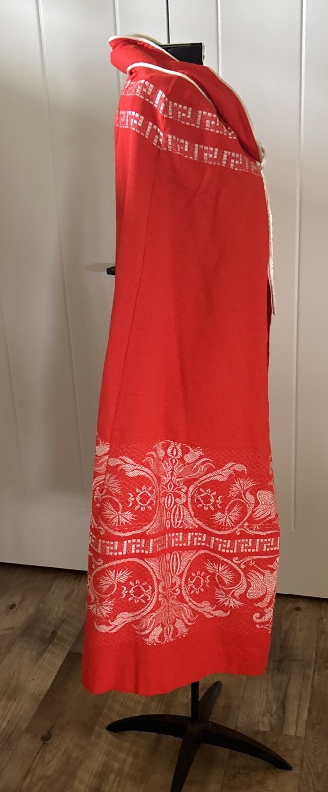 Vintage Red Decorative Costume Cape One Size