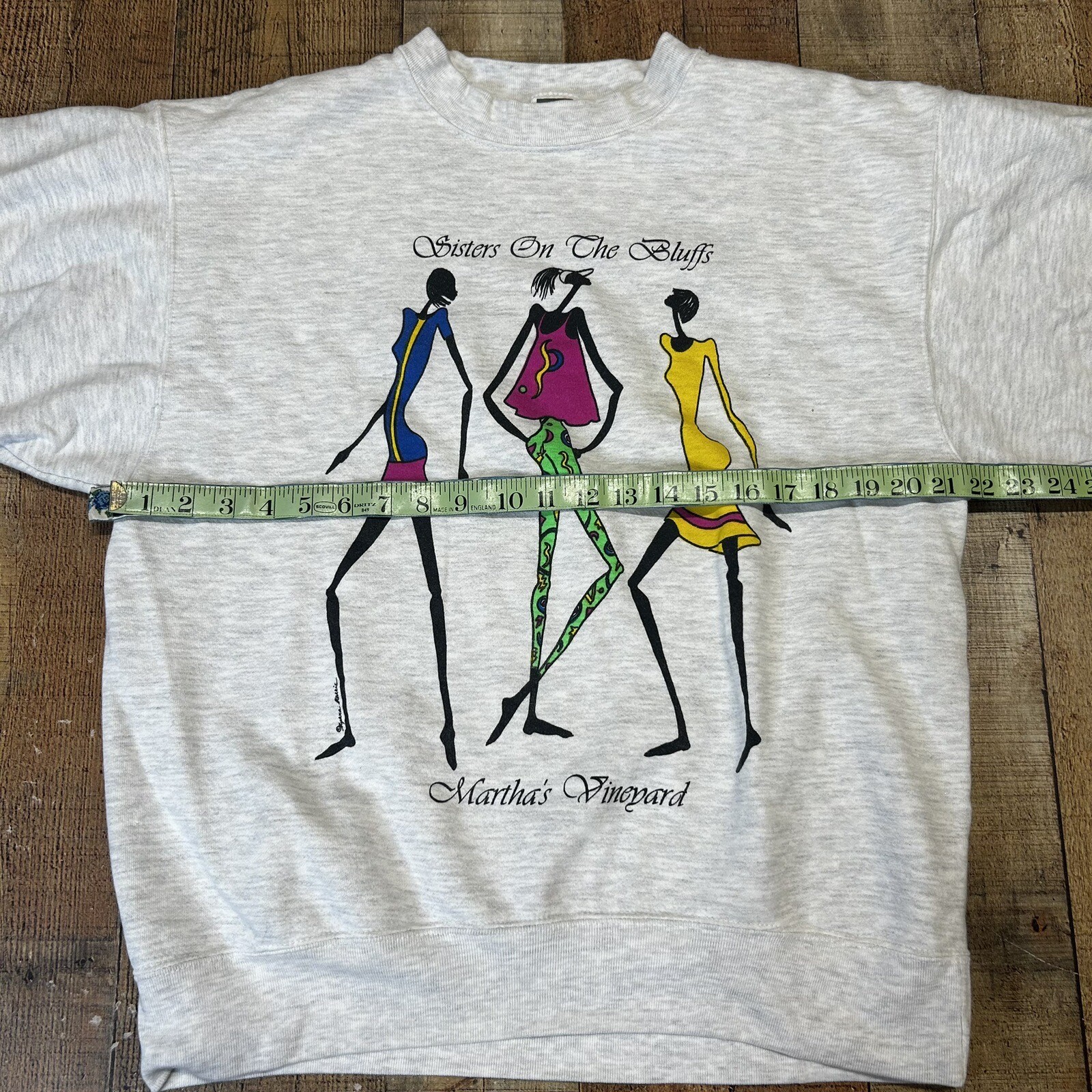 VTG Marthas Vineyard Womens Large Print Sister on the Bluff Gray Sweatshirt