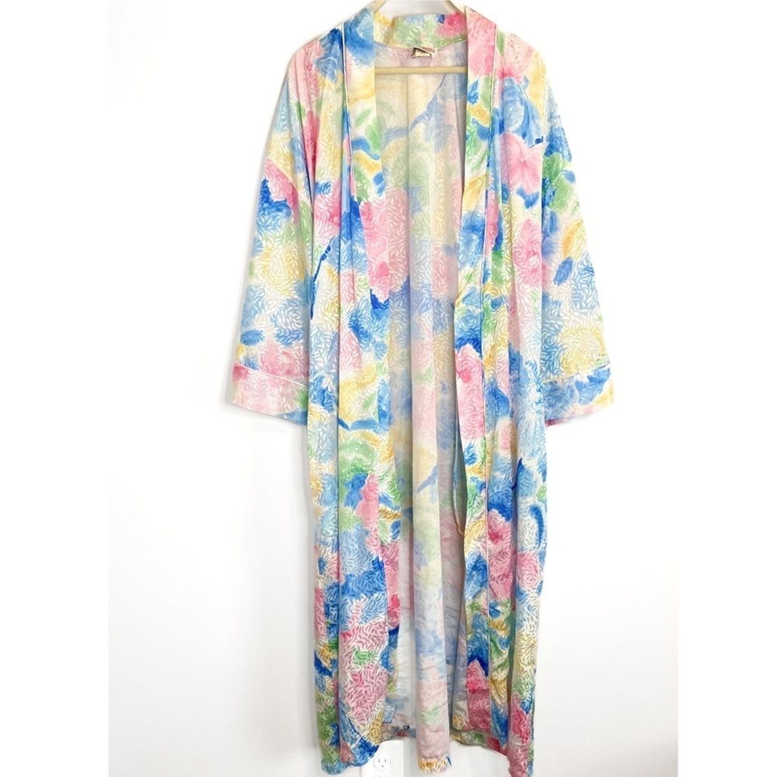 Vintage Womens Robe M Pastel Swiftie Floral Shimmer Watercolor Romantic Kimono