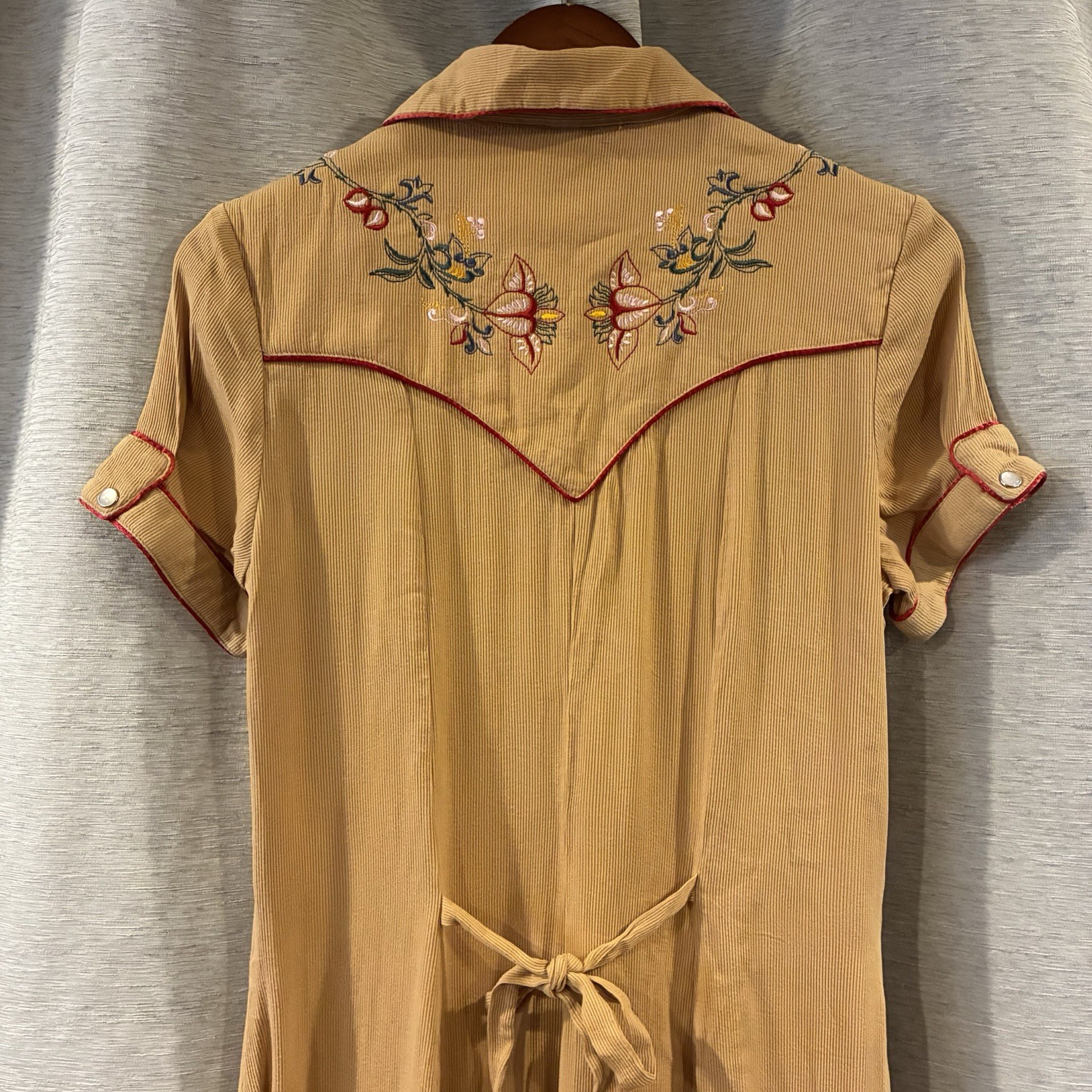 Vintage Western Rodeo Embroidered Floral Dress