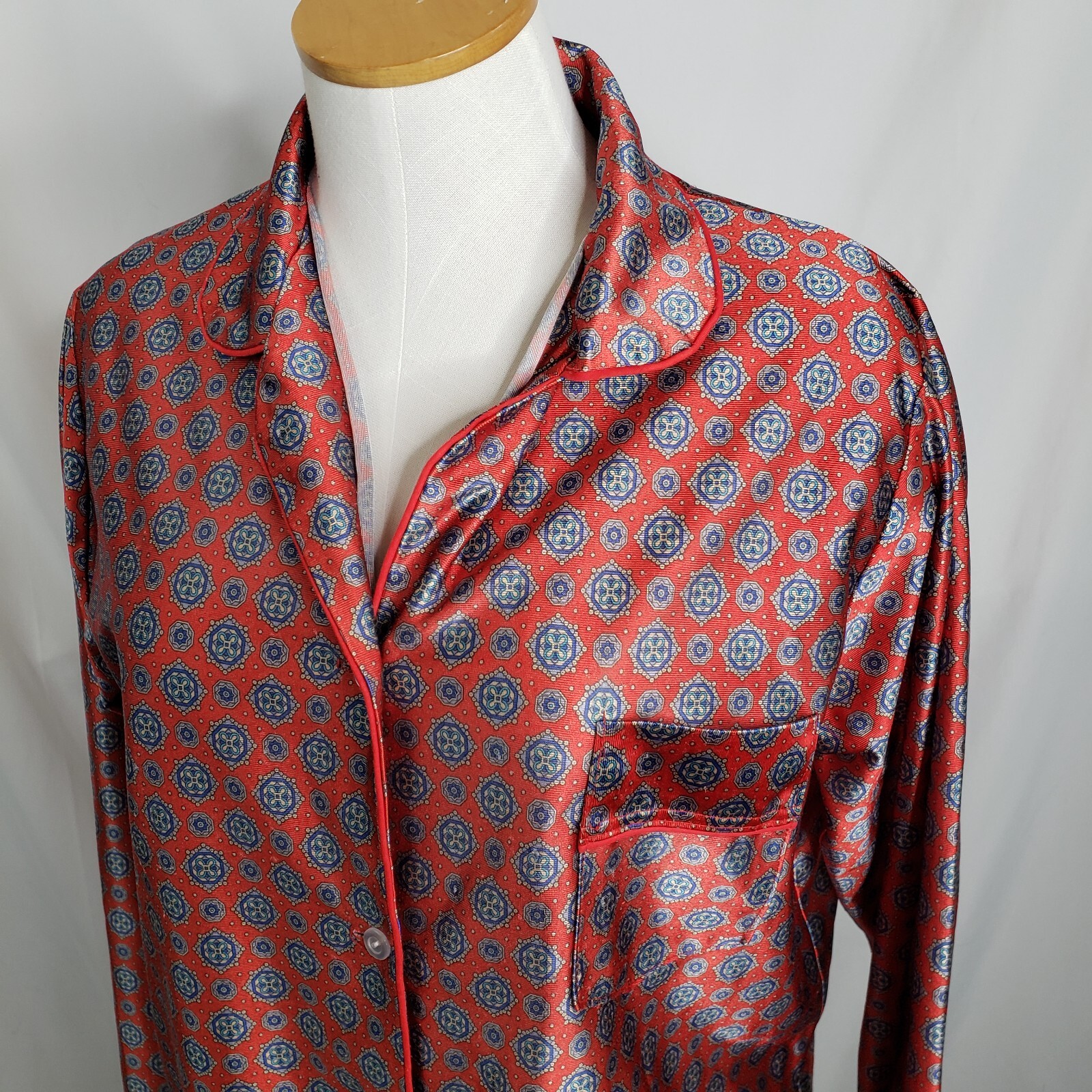 Vtg Private Moments New York Night Shirt Silk Sz L Button Up Sleep