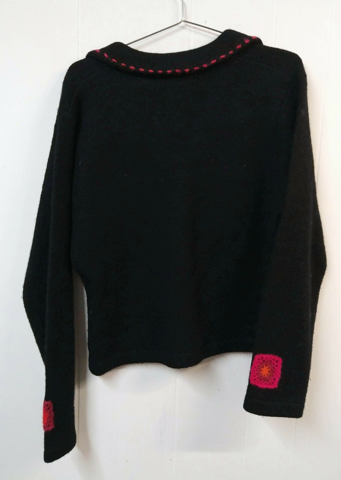 VTG Catherine Stewart WM S Wool Cardigan Black with Crocheted Red Squares Collar