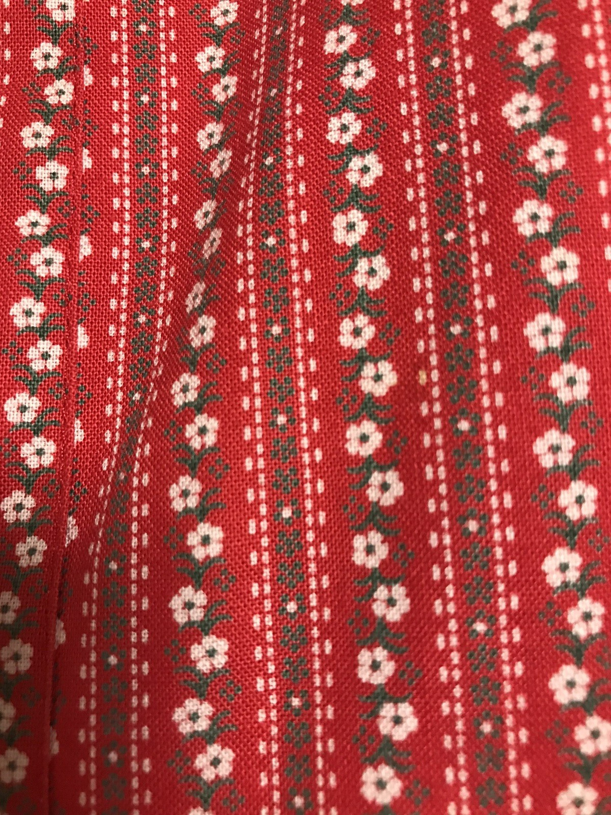Authentic German Dress Dirndl-Bavaria Size 40 Small -Red and White
