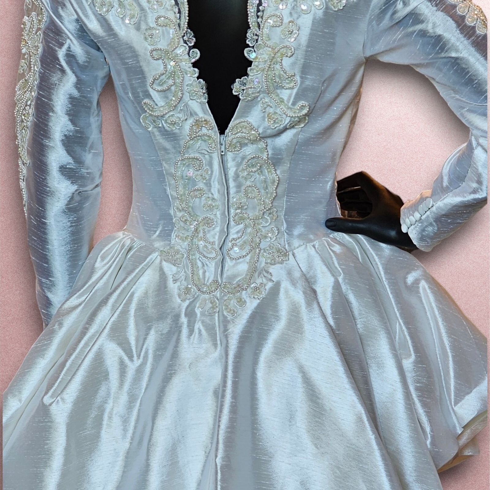 Vintage 90’s Fitted Detachable Train Wedding Gown