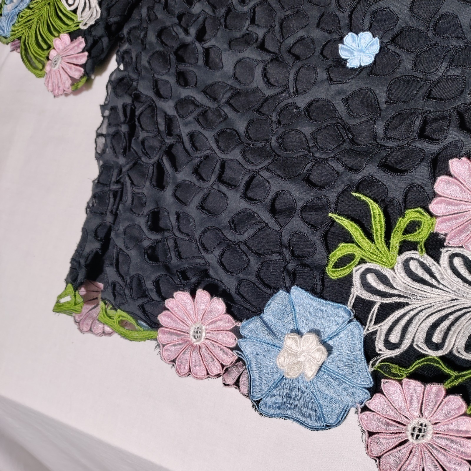 QUEEN CARO OF HONOLULU Vintage Cutwork Heavily Embroidered Applique Jacket Sz 3X