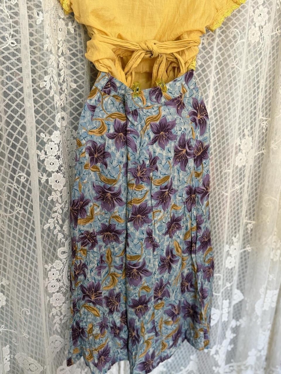Sag Harbor Petite Vintage Floral Skirt Blue Purple Yellow M 100% Rayon