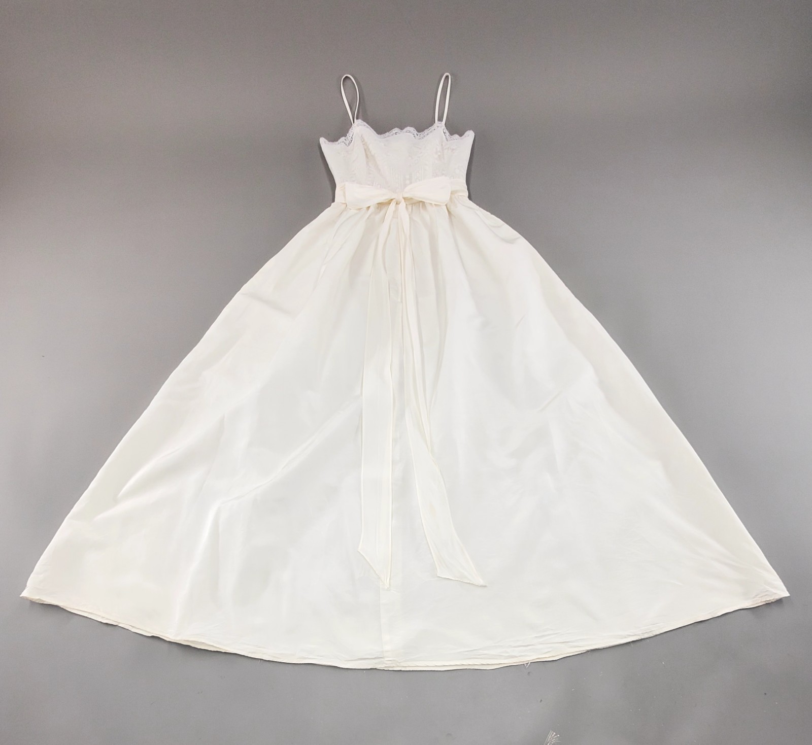 Vintage 1950s ILGWU Union Made Strappy White Wedding Dress Lace Empire Bodice XS