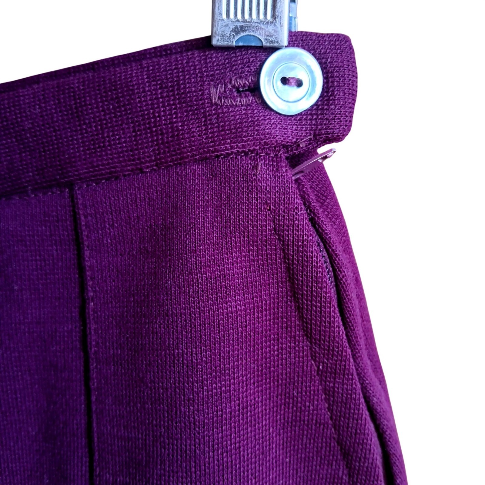 True Vintage Skirt 24″ 24W 7 1970’s Womens pleated Royal Purple Tami California