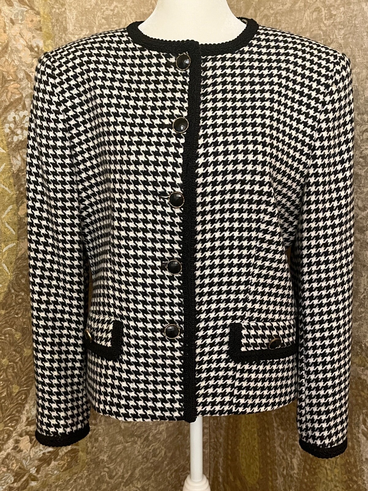 Vtg. Old Money Black White Houndstooth Lined 100% Wool Blazer Sz. Medium