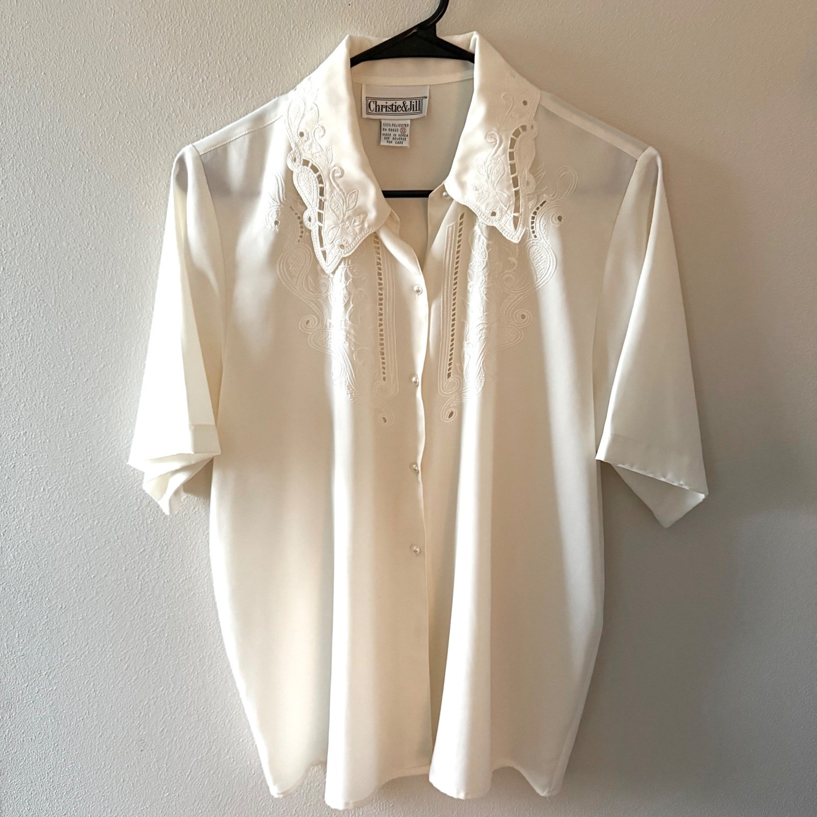 Vintage ivory Christie and Jill button up blouse with lace collar detail size 10