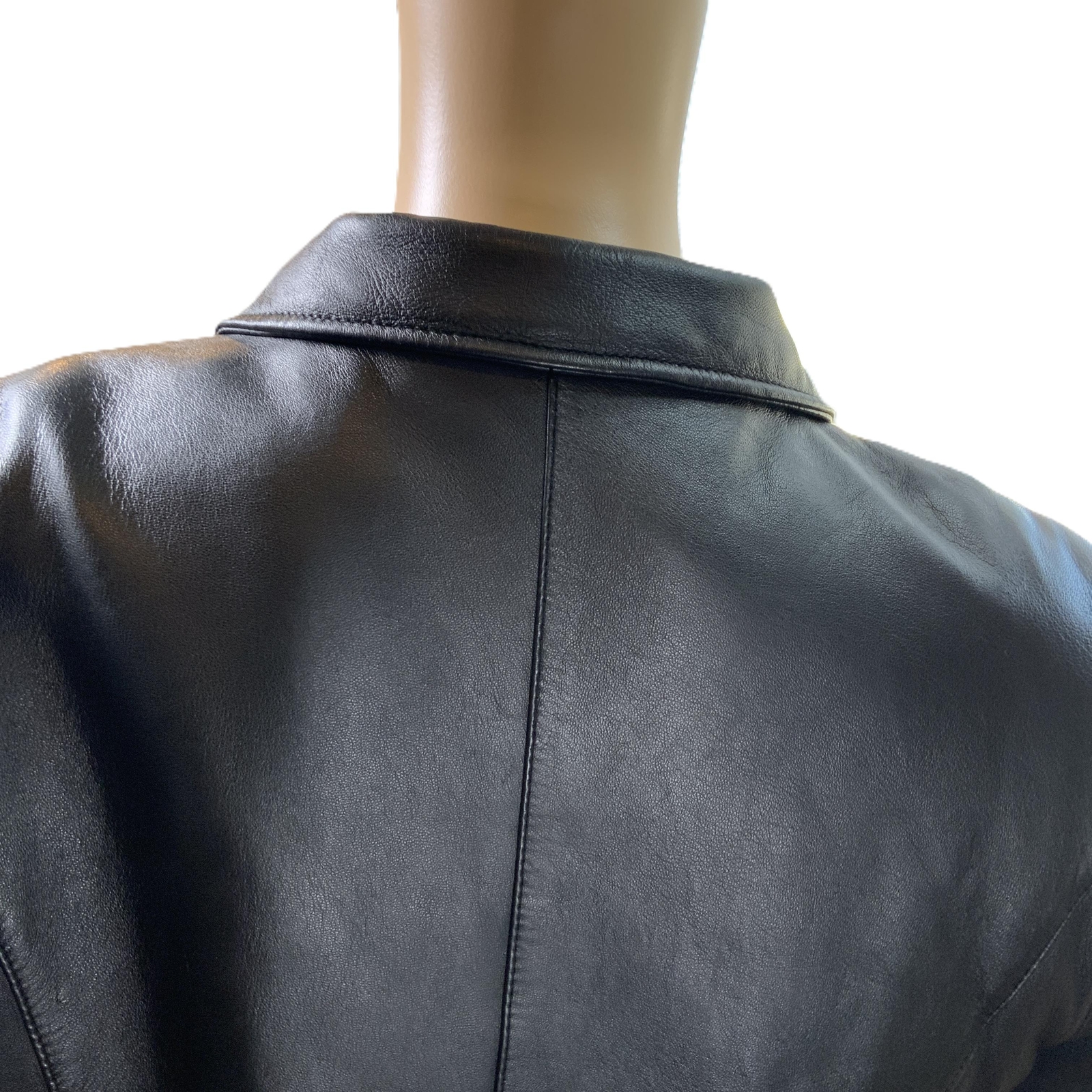 Burks Bay Black Zipper Closure Collared Leather Jacket Size Medium Vintage 90’s