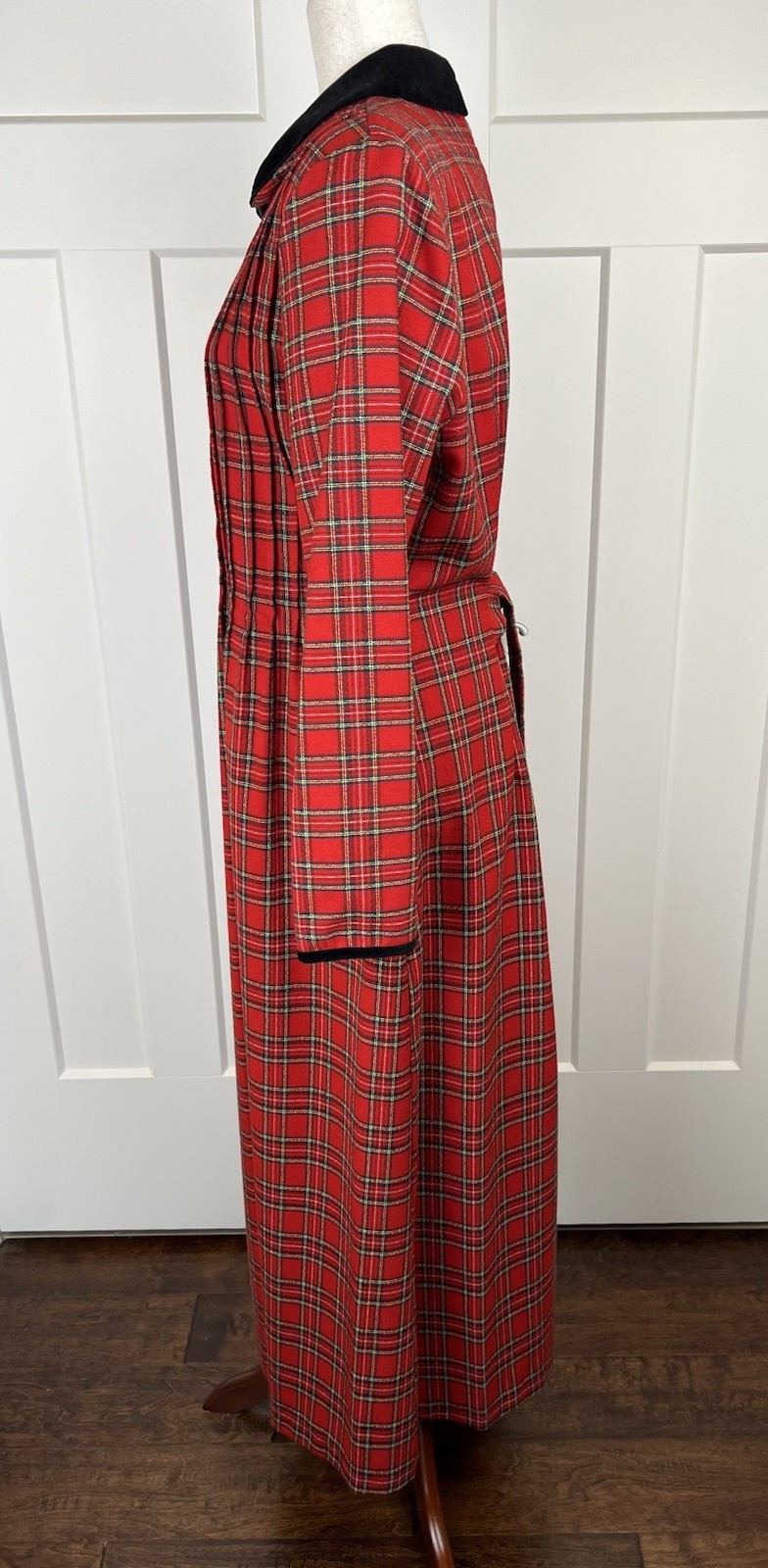 Vintage 80’s Misty Lane Red Tartan Plaid Maxi Dress Velvet Collar USA Union Made