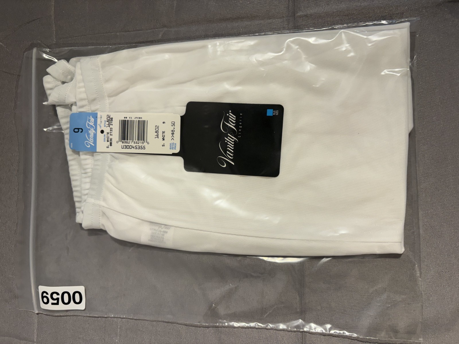 VANITY FAIR vintage NWT WHITE Slip Shorts size 9