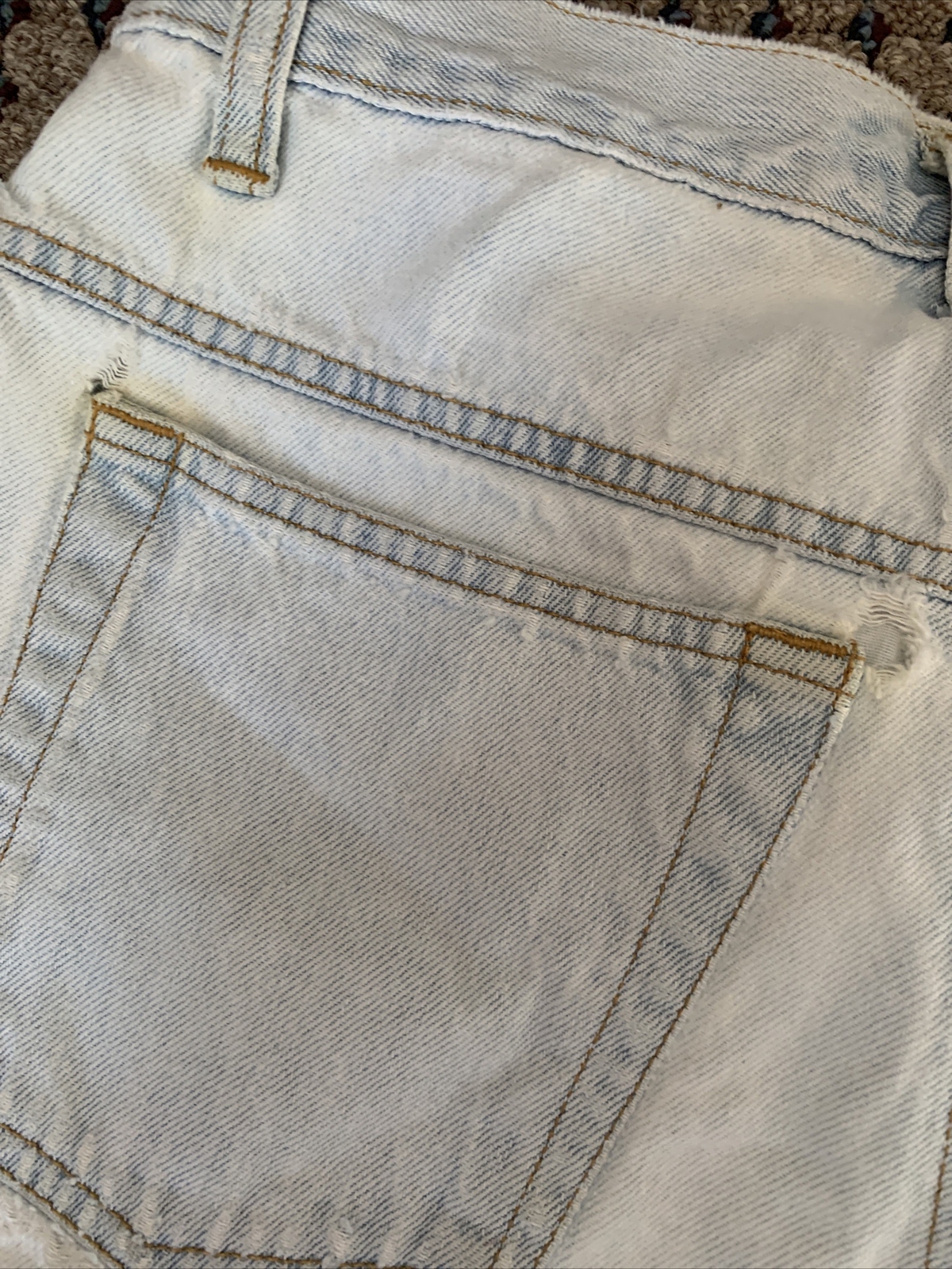 Vintage 1990s Memphis Stone Wash Denim Mom Jeans Shorts – Button fly