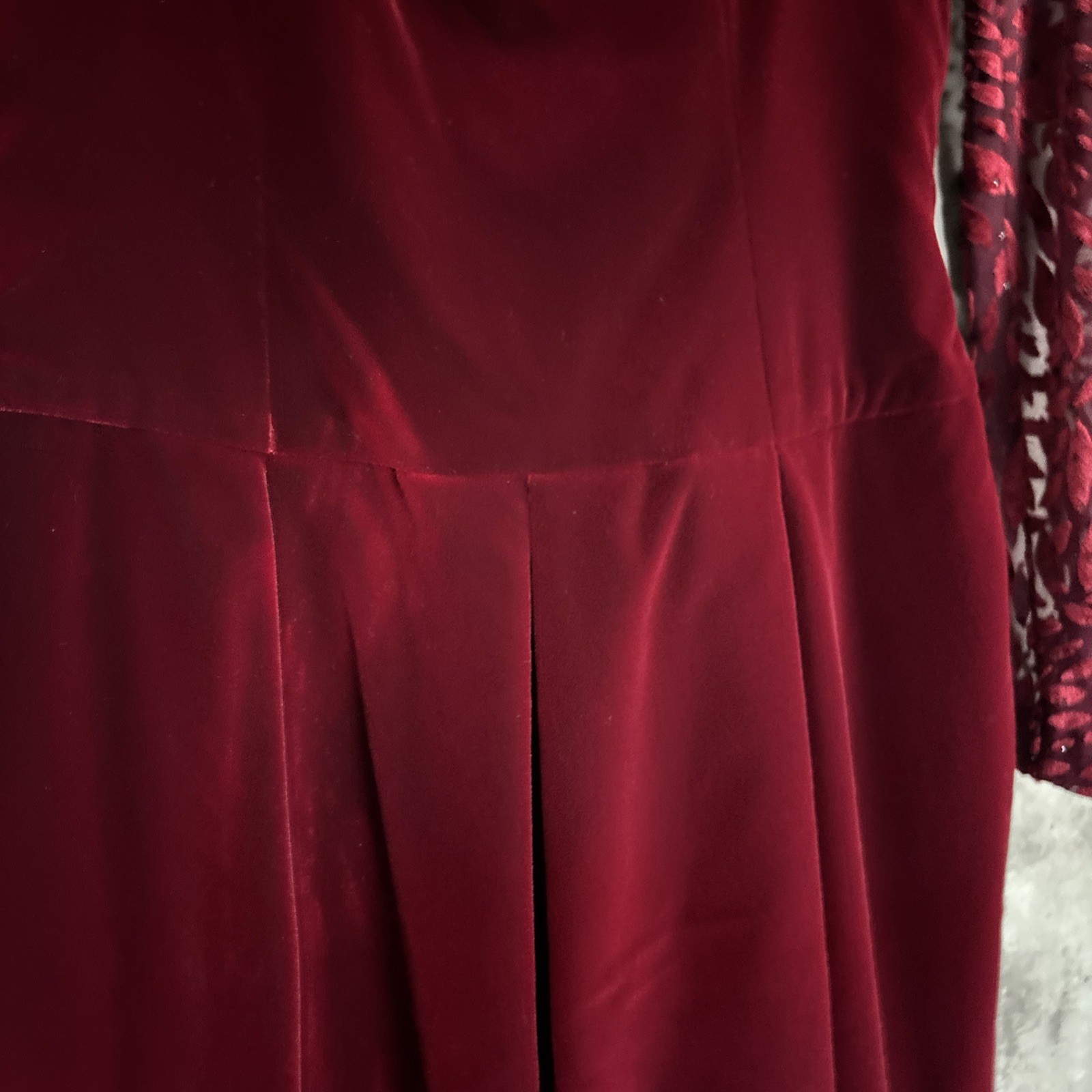 Vintage Morgan Taylor Red Velvet Beaded Evening Cocktail Dress Sz 8