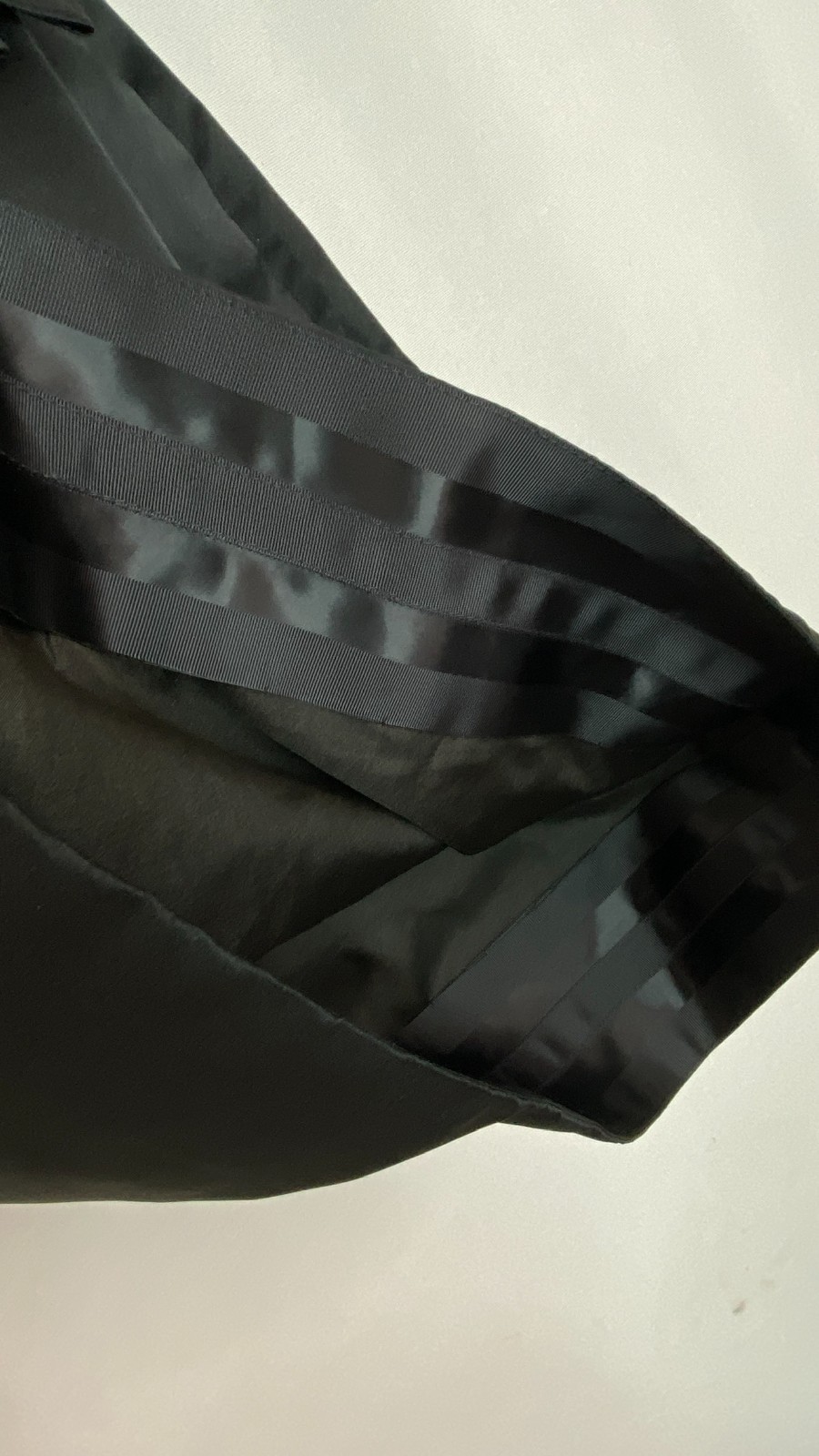 Vintage 1950s black silk dress XS sleeveless knee length formal midi knee bow