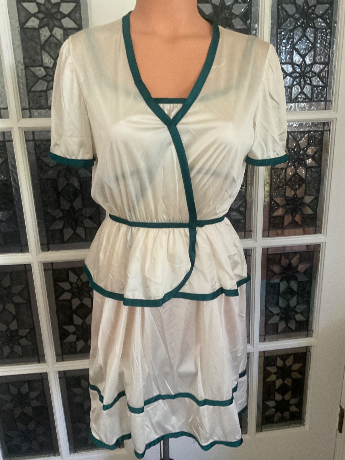 Vintage VASSARETTE Babydoll Nightie Matching Bed Jacket Set Silky Nylon USA Sz 9