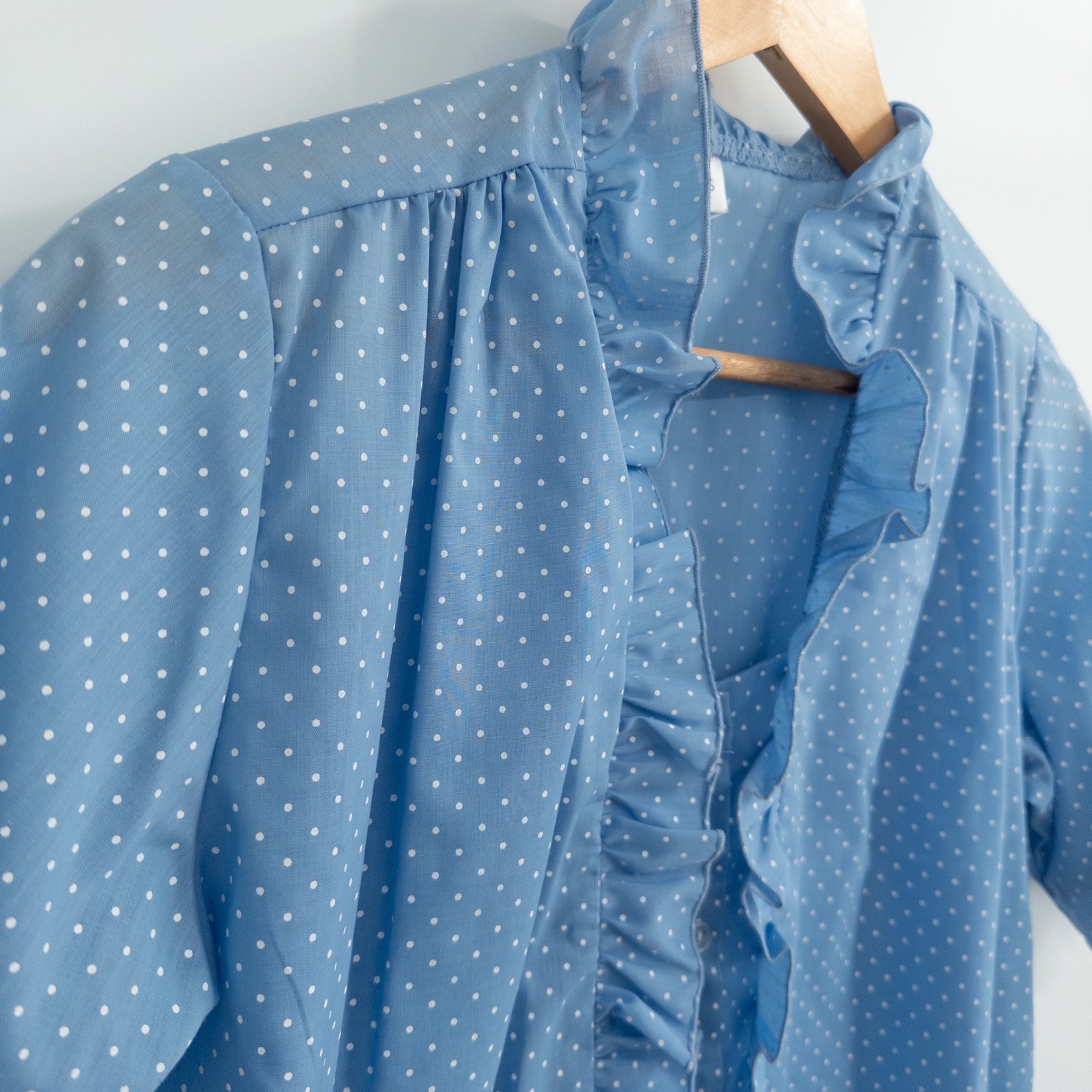 Vintage Prairie Blouse Womens S Blue Polka Dot Ruffle Cottage Granny Retro Femme