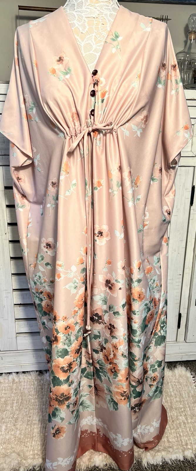 Vintage TV LOUNGERS Spring Floral V Neck Caftan Muumuu House Dress Robe Medium
