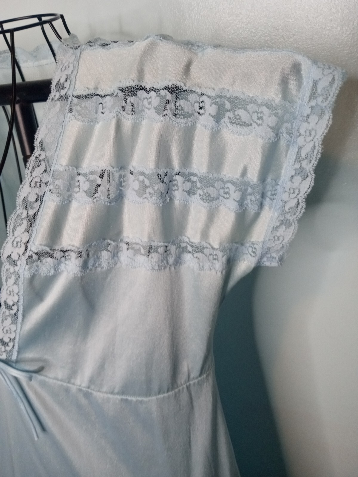 1970s Vintage Jill Andrea of New York Blue & Lace Long Nightgown Size Medium