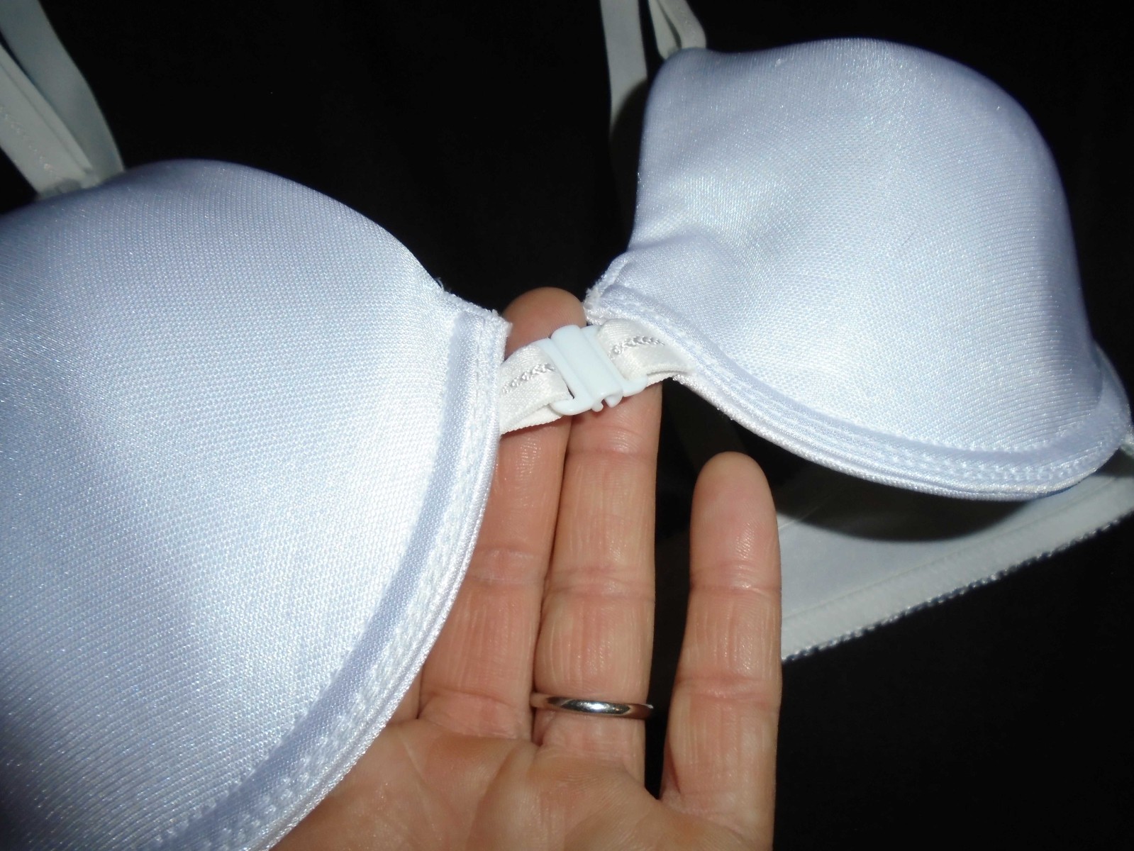 34B Shiny White U/W Front Clasp Vintage LILY OF FRANCE T-Shirt Bra #1758 34B