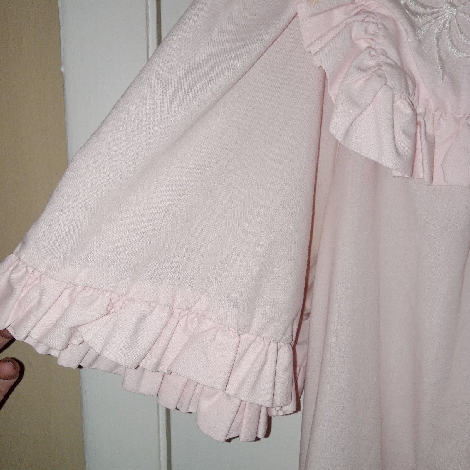 Vintage Cottage Core Country Pink Long Nightgown Embroidered Flowers Bows Sz XXL