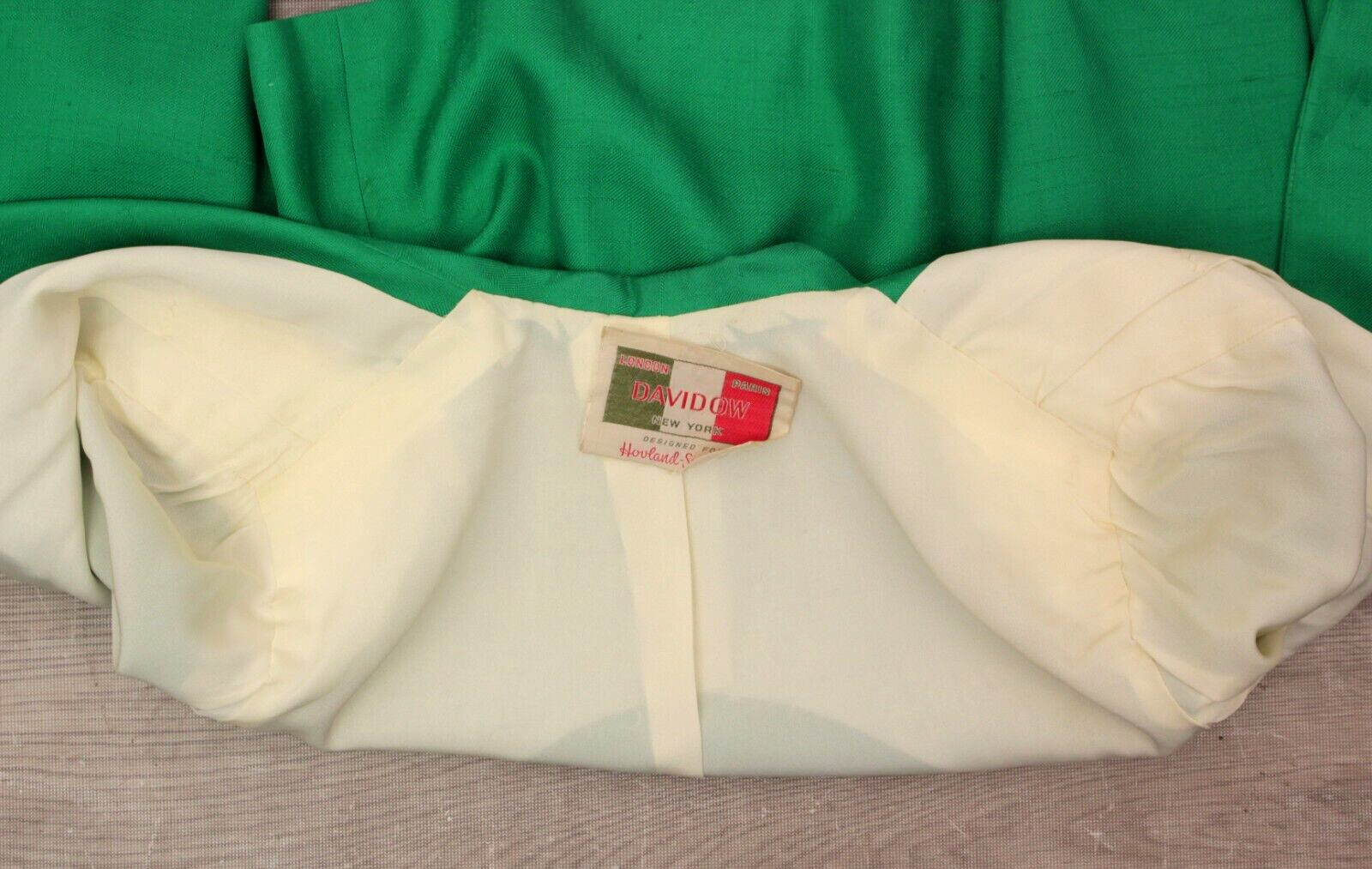 VTG Women’s 60s 2 Pc Kelly Green Dress Suit Set W/ Lion Head Buttons M/L 1960s