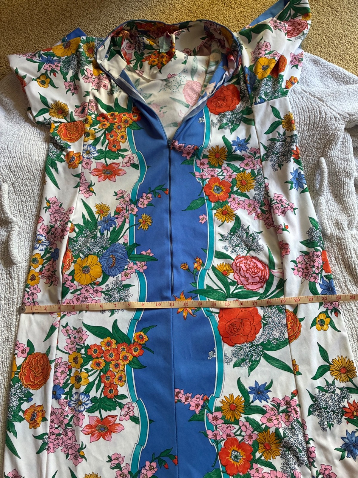Medium Vintage Joseph Magnin Floral Summer l Floral Dress Late 1960s–Early 1970s