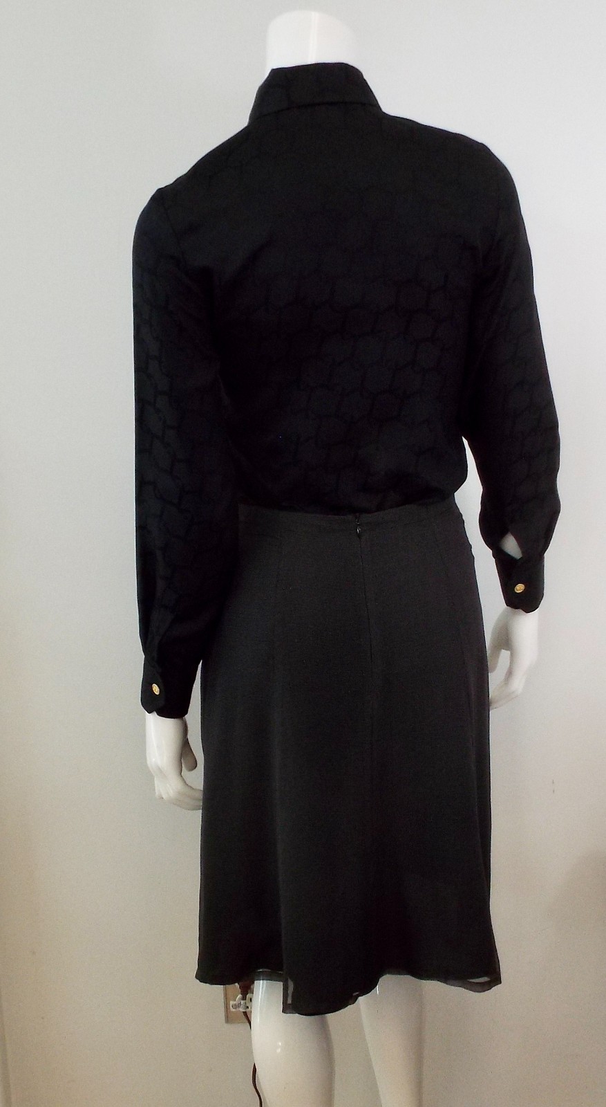 Vintage Roberta di Camerino Black Silk Blouse Shirt XS 6 Belt Logo Gold Buttons