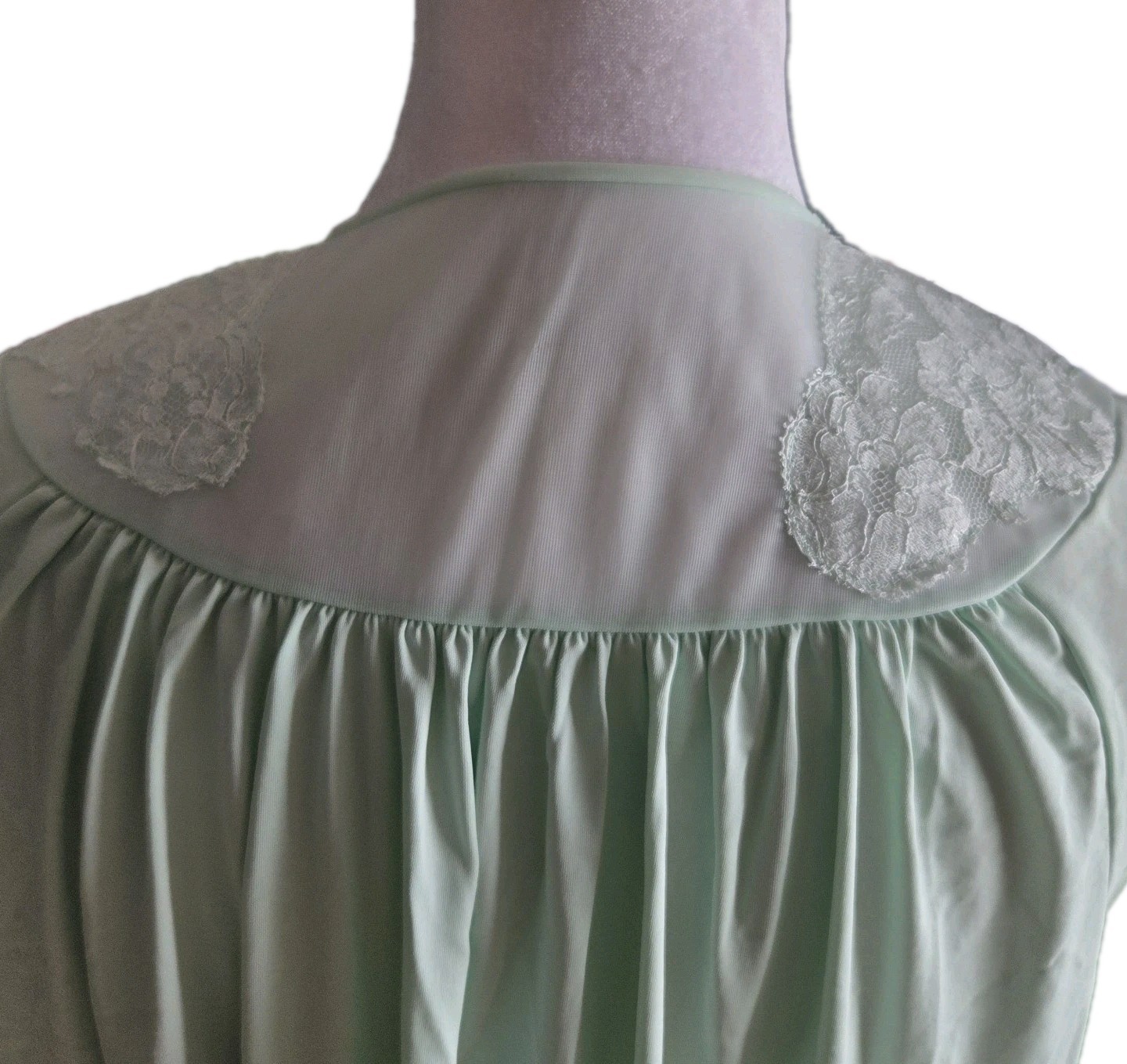 Vtg Shadow Line Women’s S Mint Green Floor Length Robe House Coat 53″ Length