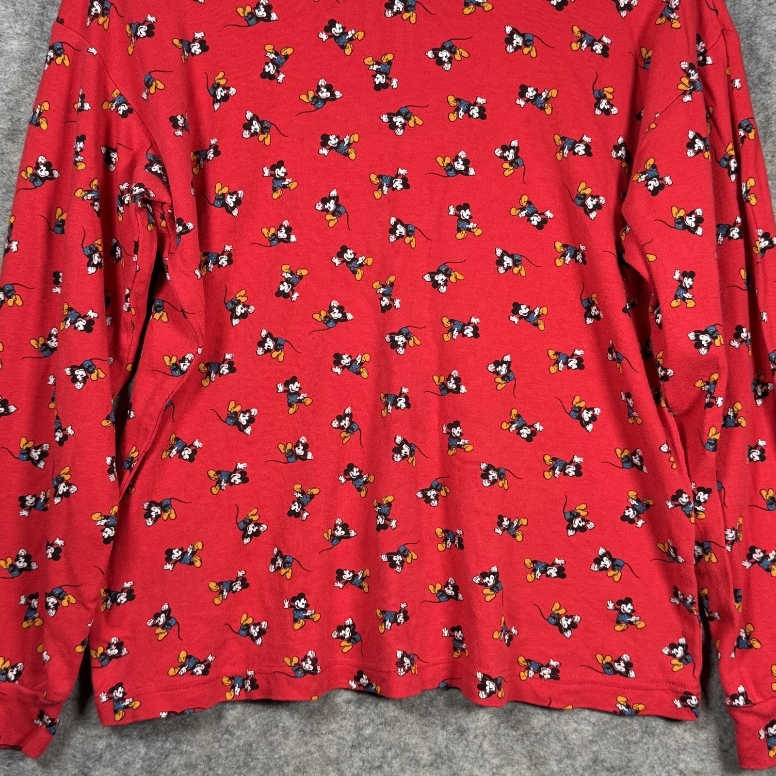 Vintage Womens 90s Mickey & Co Red AOP Mickey Mouse Turtleneck Shirt Sz M 20×24