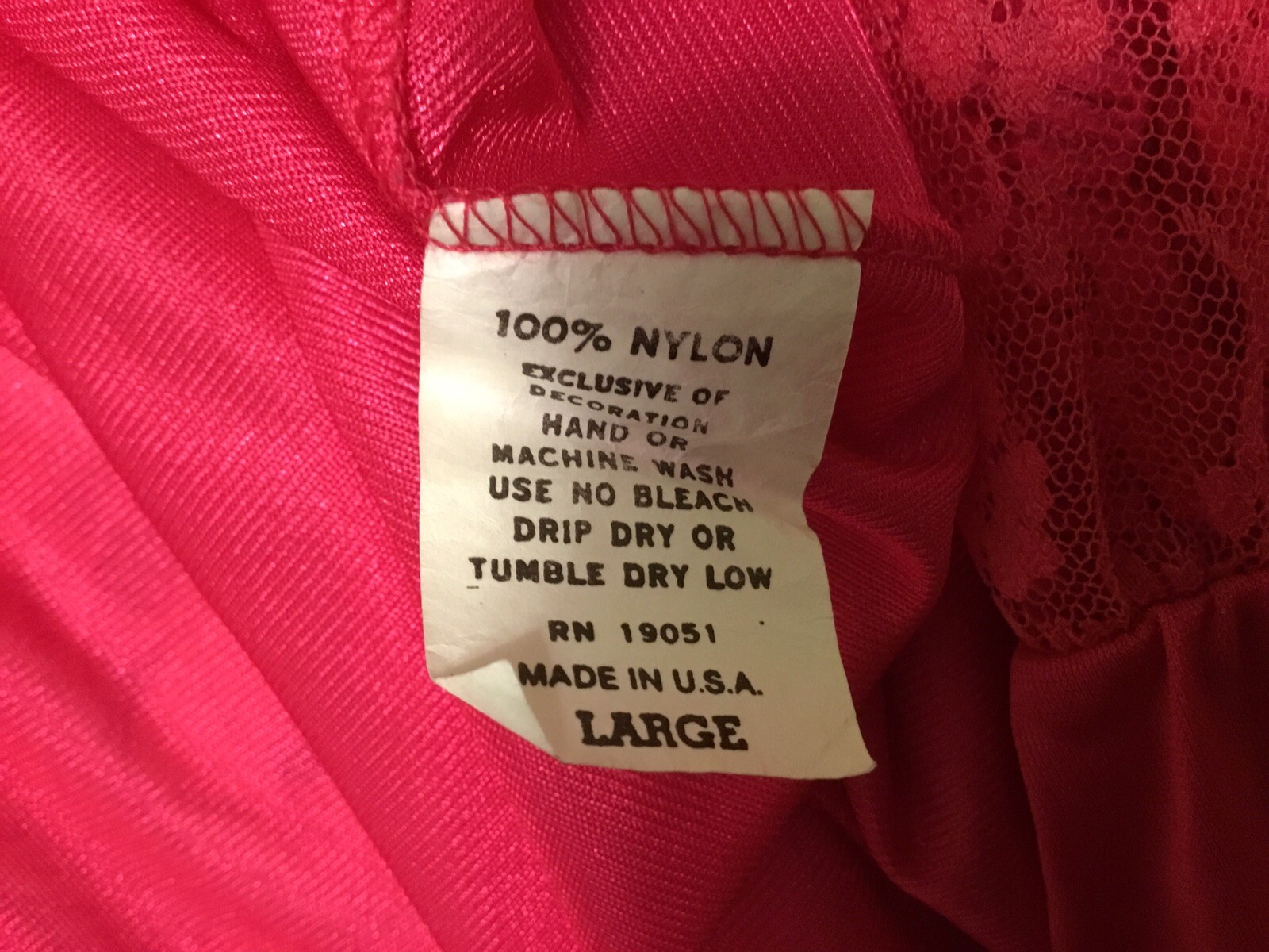 Vintage Paramount New York Peignoir Set Size Large Pink Nylon (flaw In Robe)